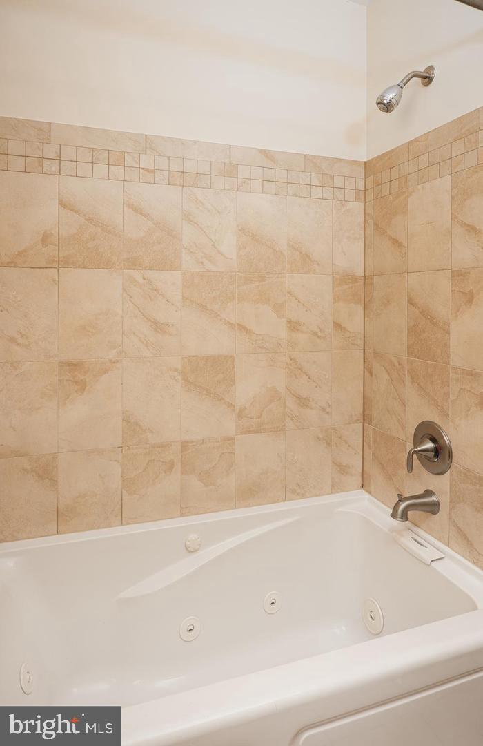 GRACELAND PARK - Residential