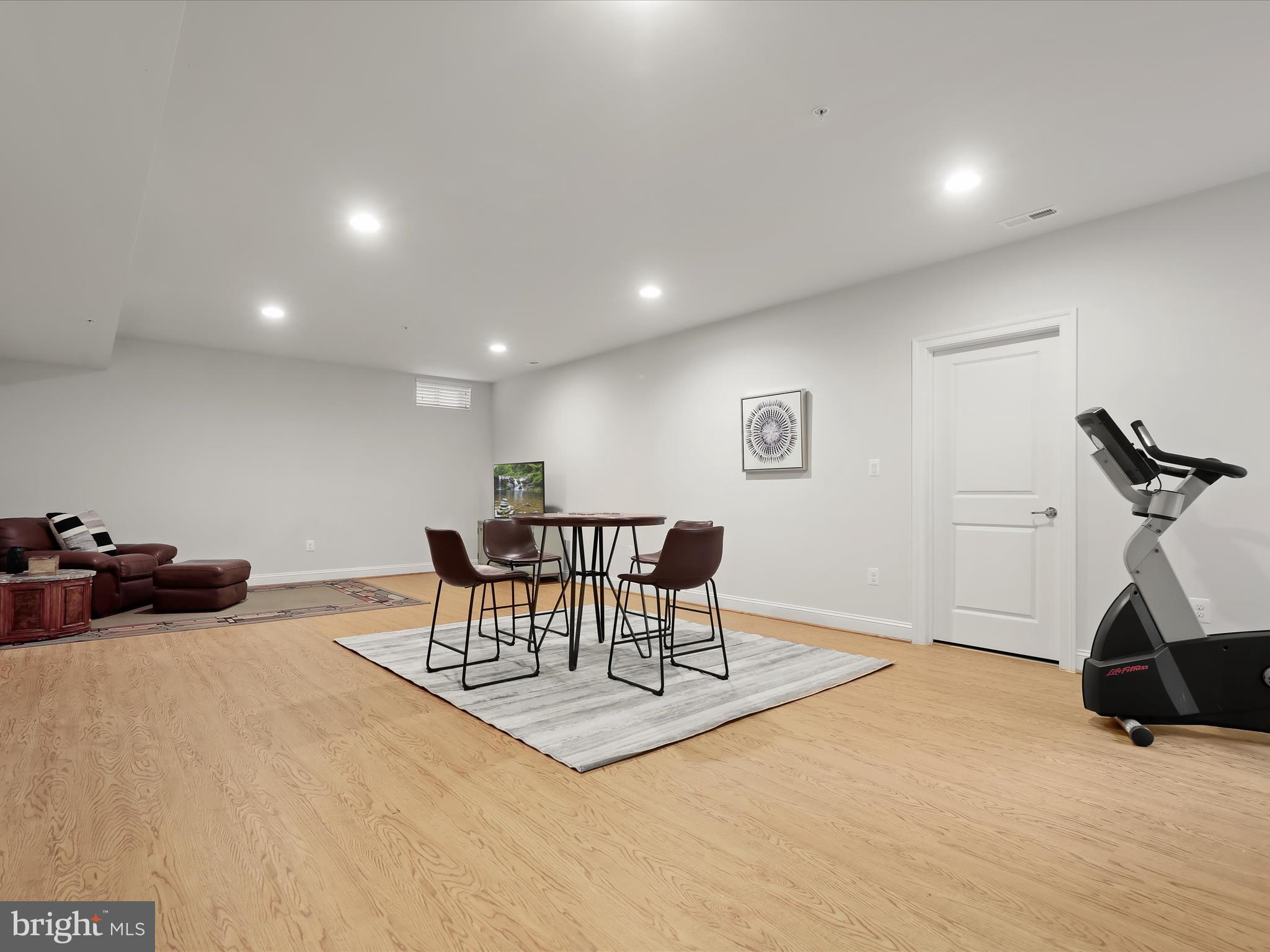 MAPLE LAWN - Residential