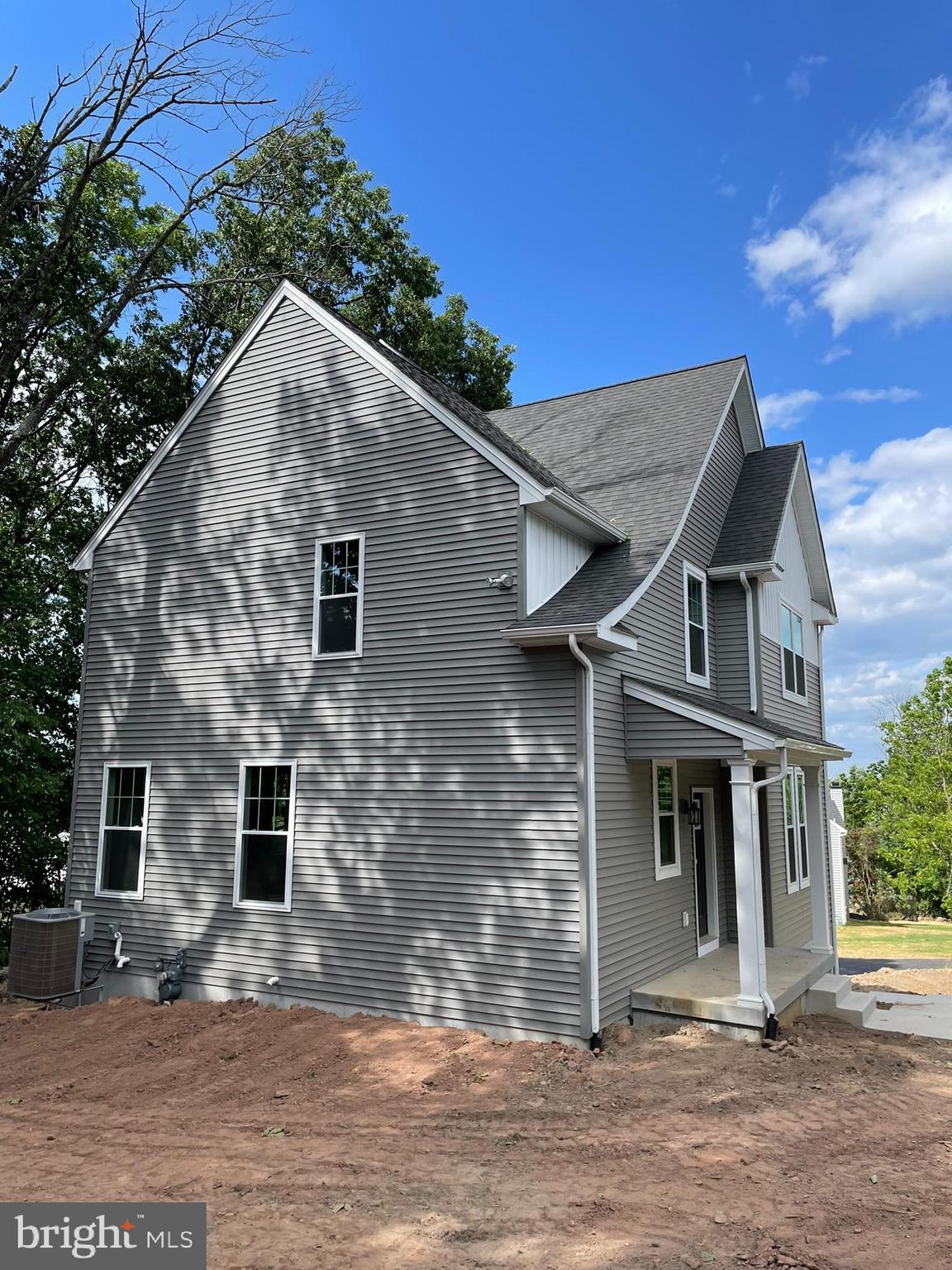 1208 OLD AIRPORT ROAD