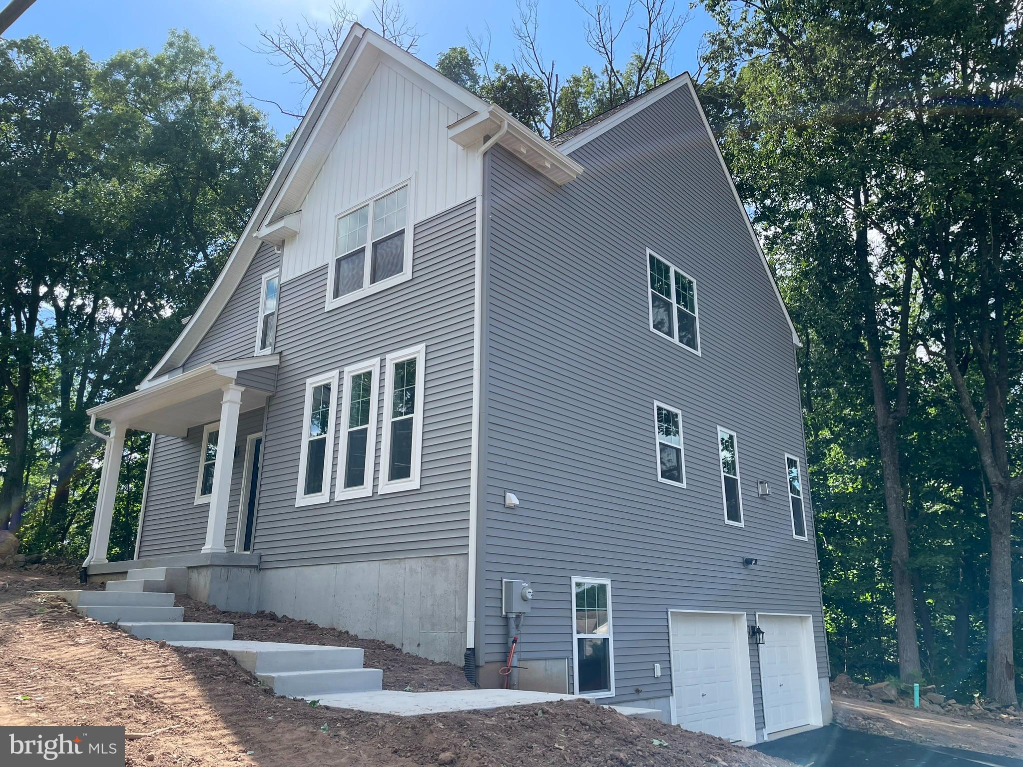 1208 OLD AIRPORT ROAD