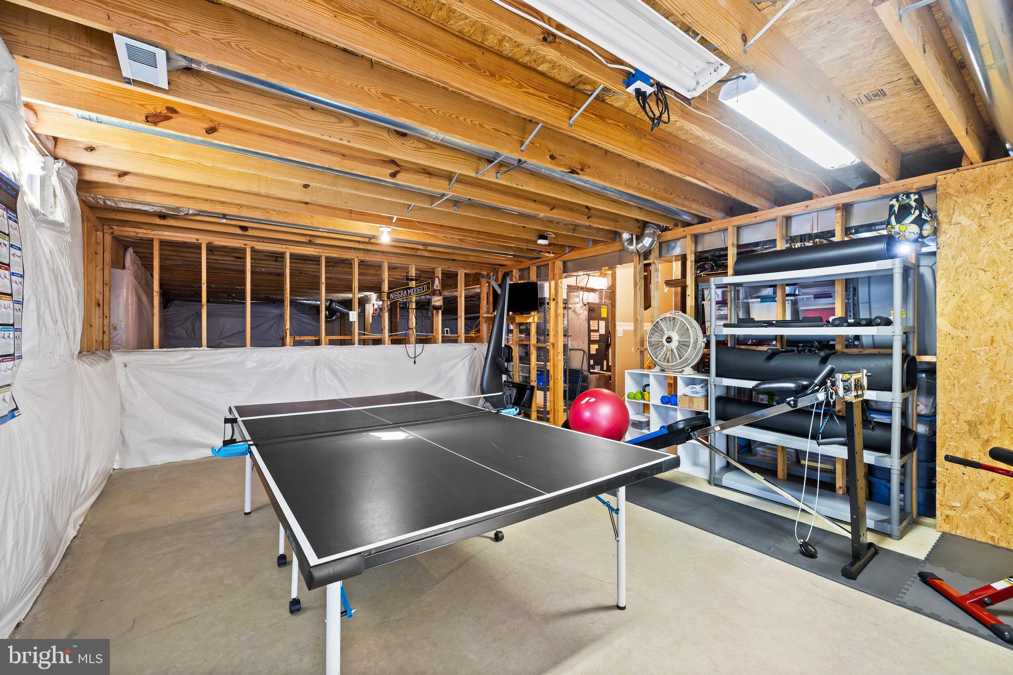 SPRING CREEK - Residential