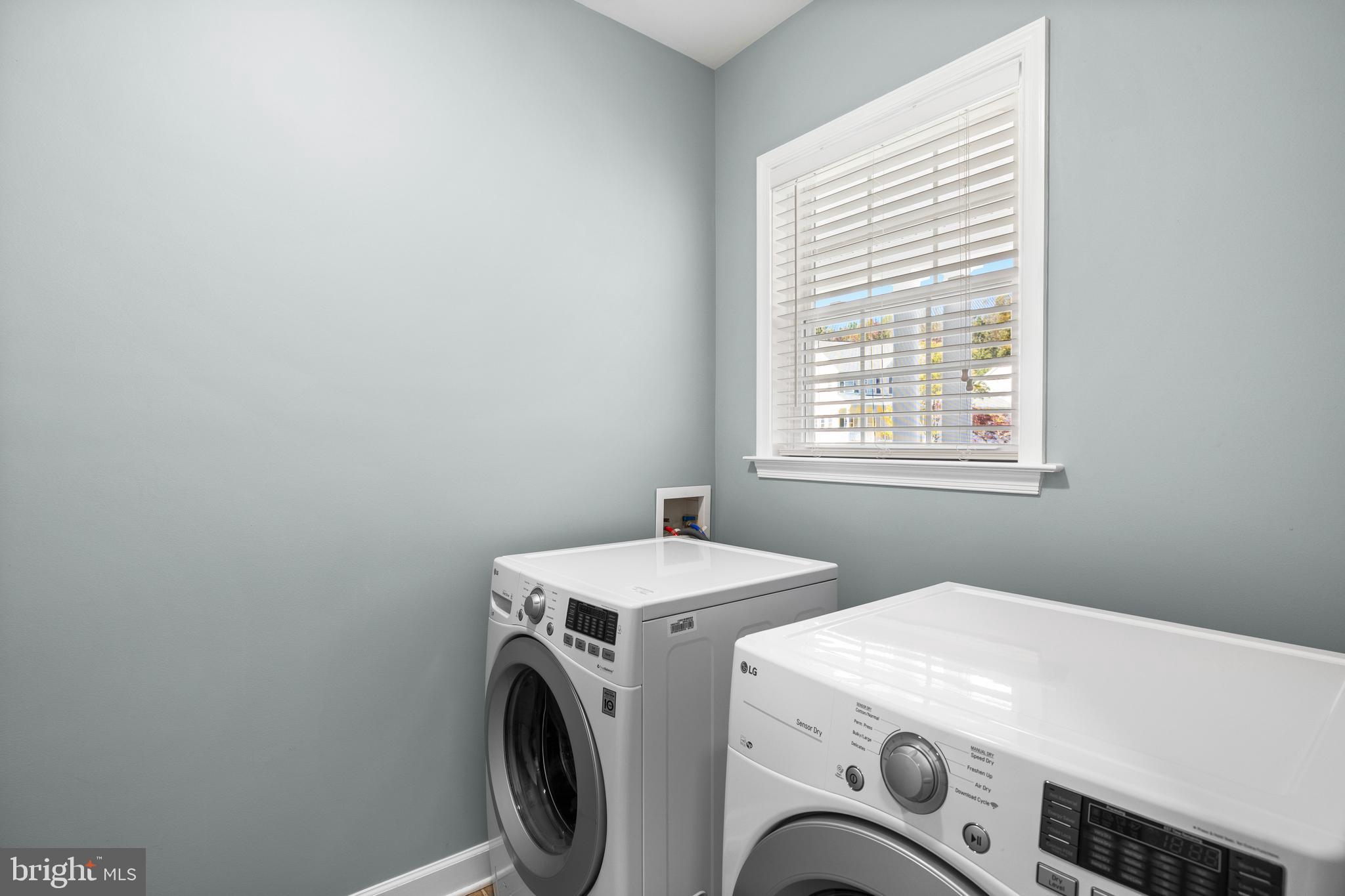 SPRING CREEK - Residential