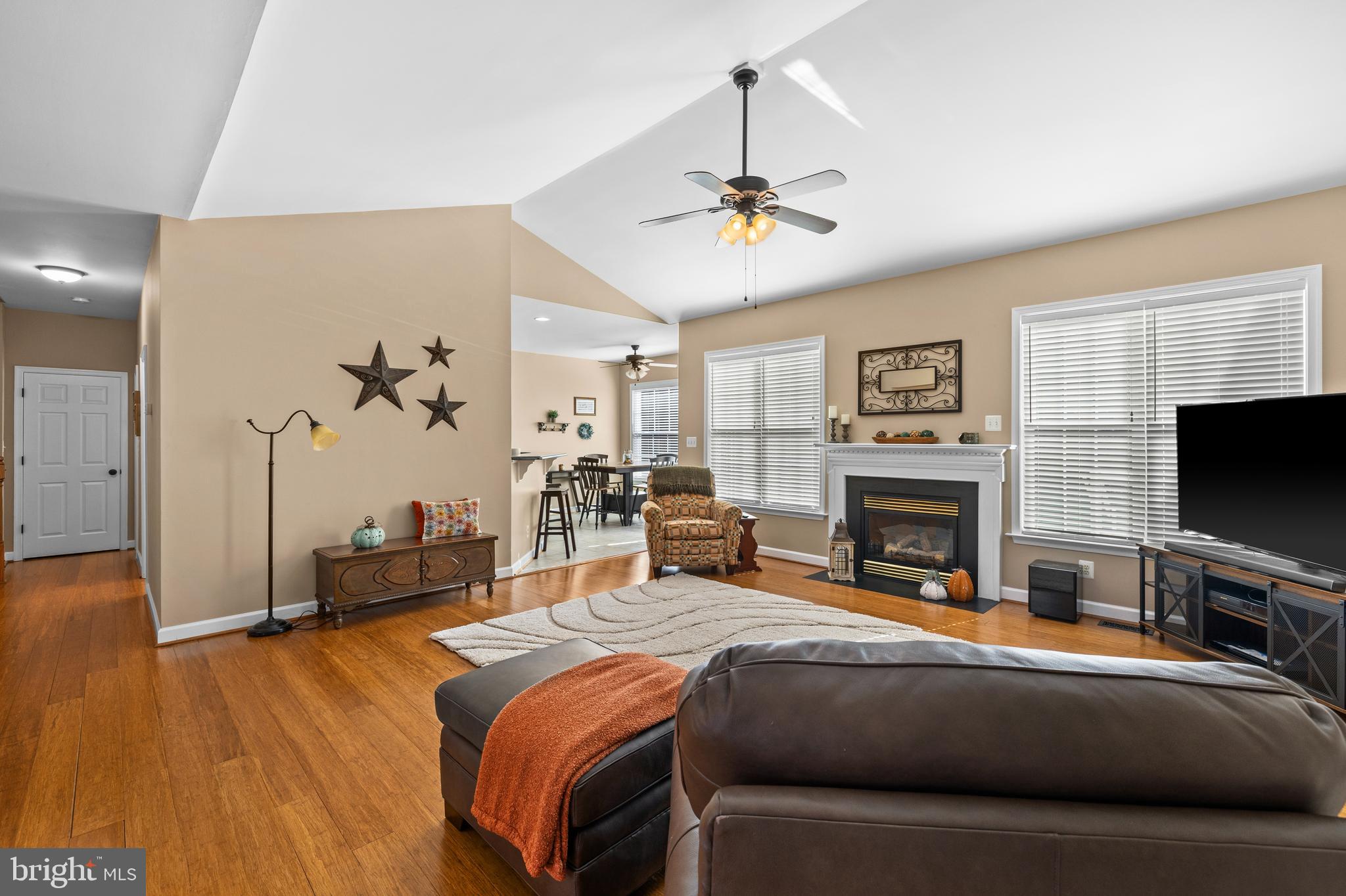 SPRING CREEK - Residential