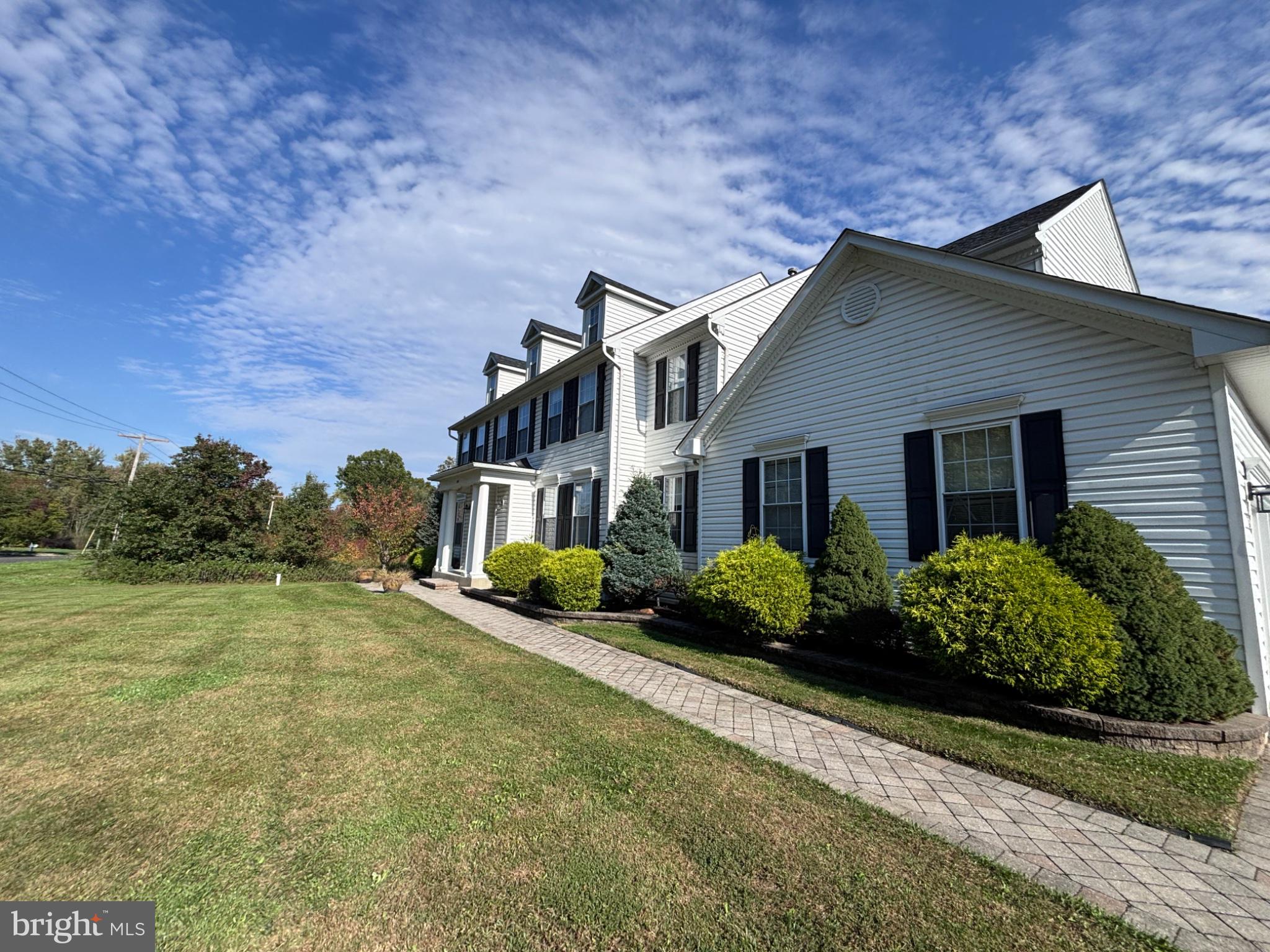 245 SOUTH LANE