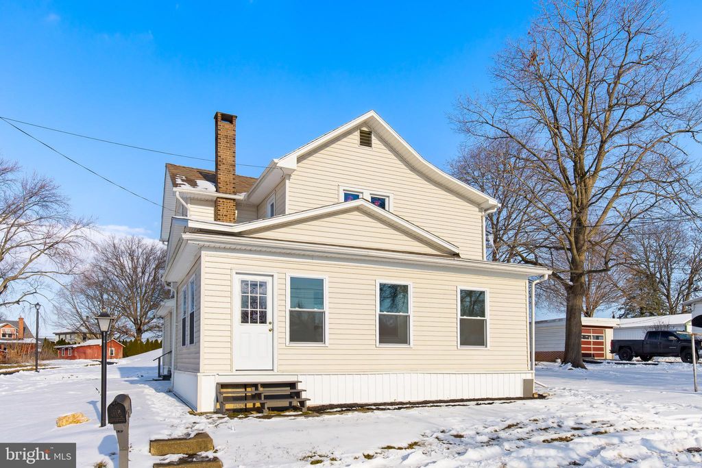 Photo of 411 Elwyn Terrace, MANHEIM, PA 17545 (MLS # PALA2063254)