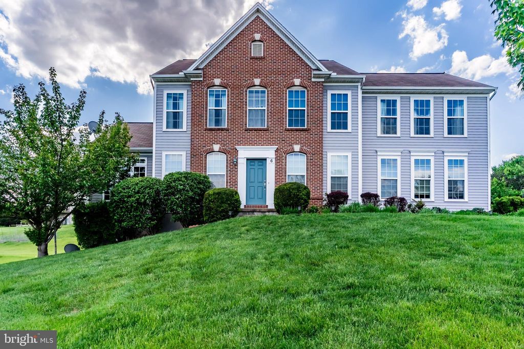 Photo of 6 Bella Vista Dr, MECHANICSBURG, PA 17050 (MLS # PACB2053802)