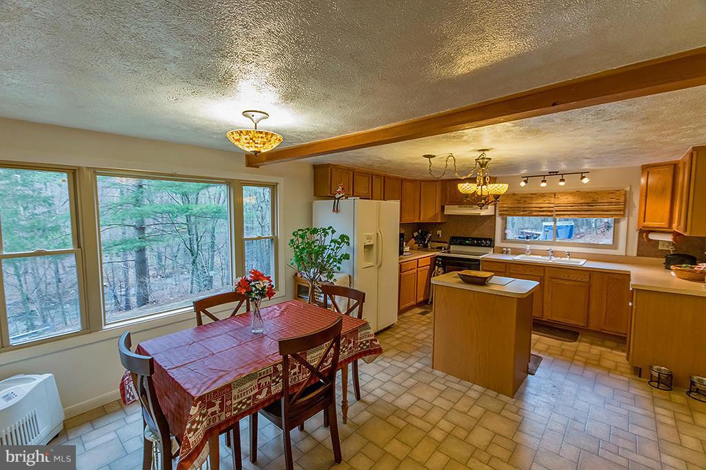 WAITES RUN ROAD - Residential