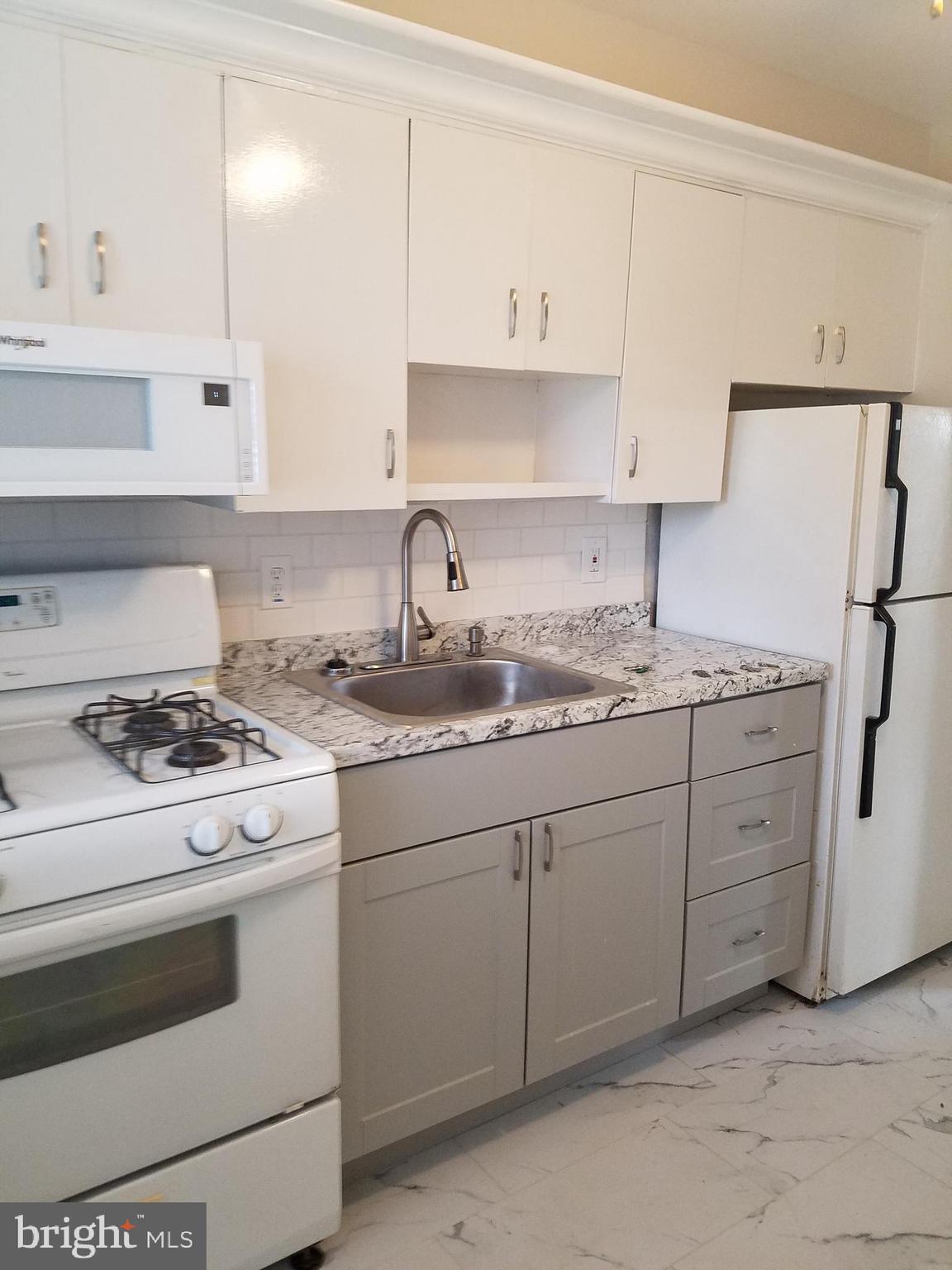 PARKVILLE - Residential Lease