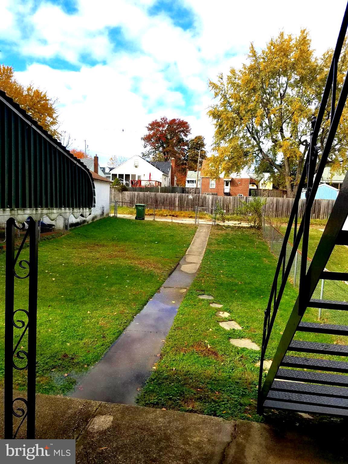 PARKVILLE - Residential Lease