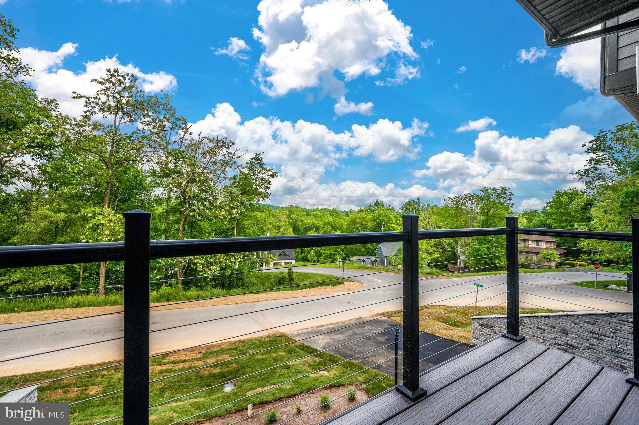 ASPEN LAKE LINGANORE - Residential