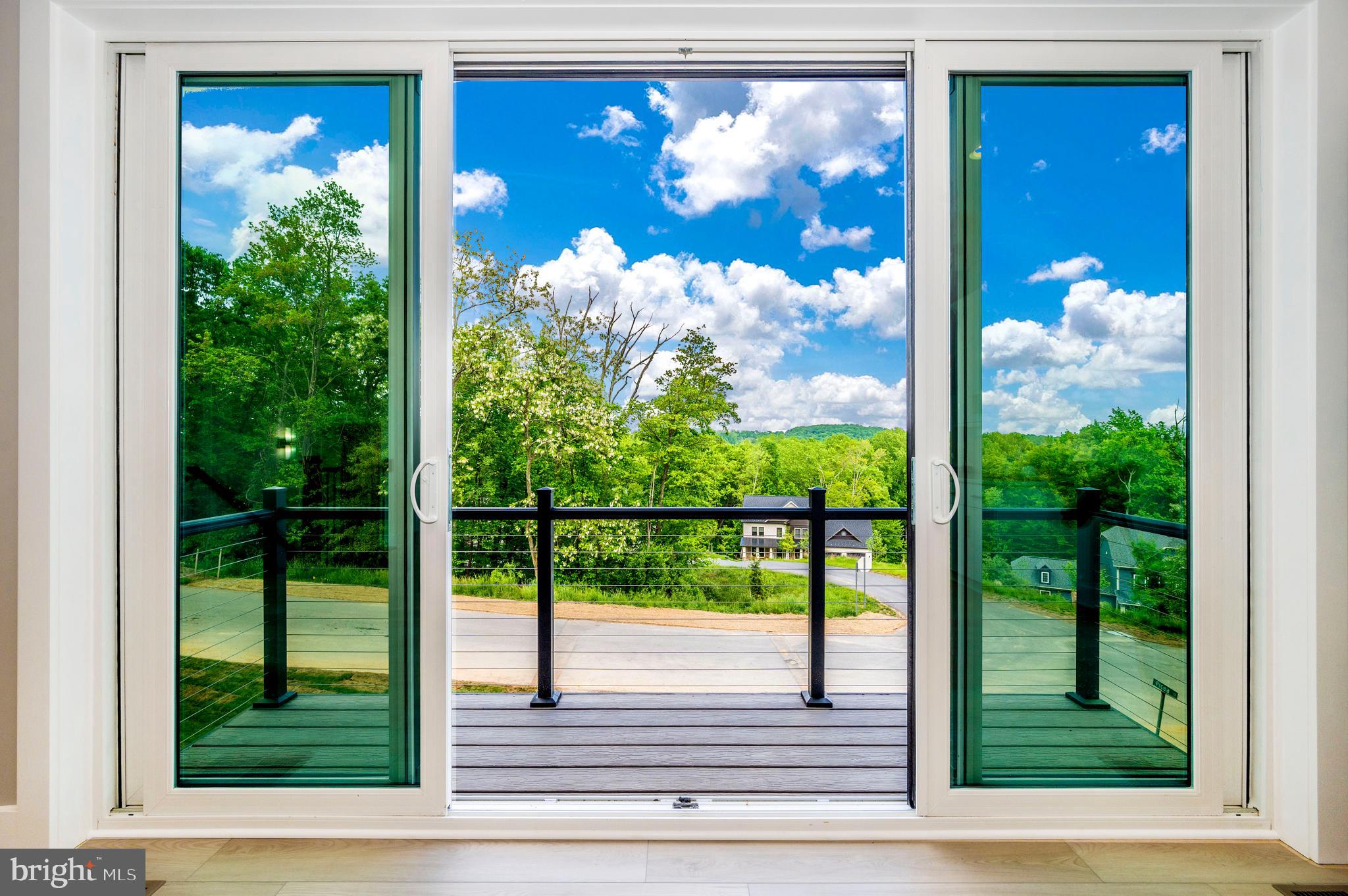 ASPEN LAKE LINGANORE - Residential