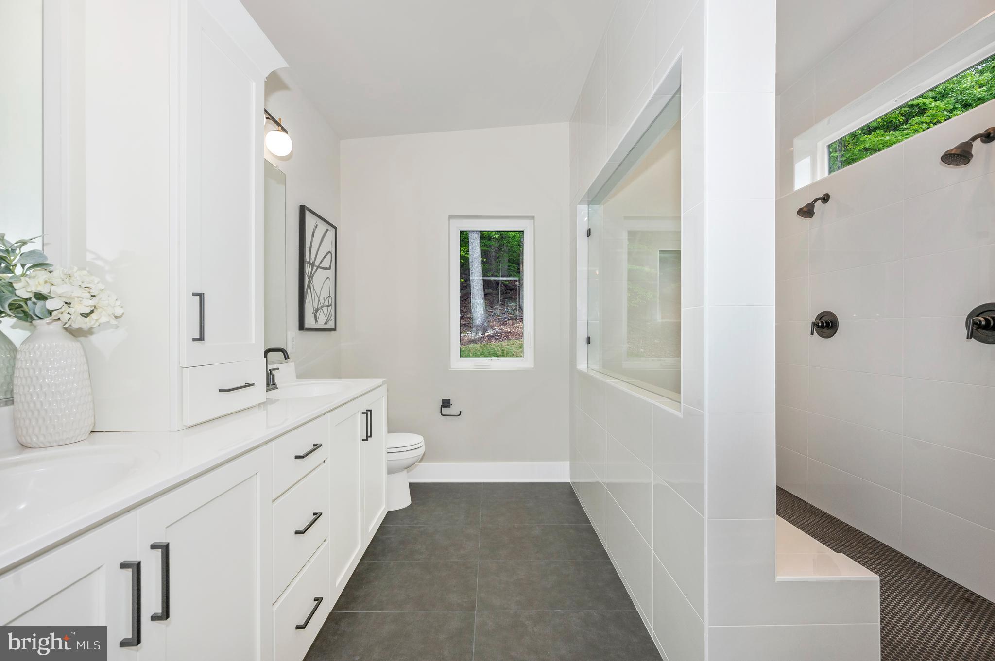 ASPEN LAKE LINGANORE - Residential