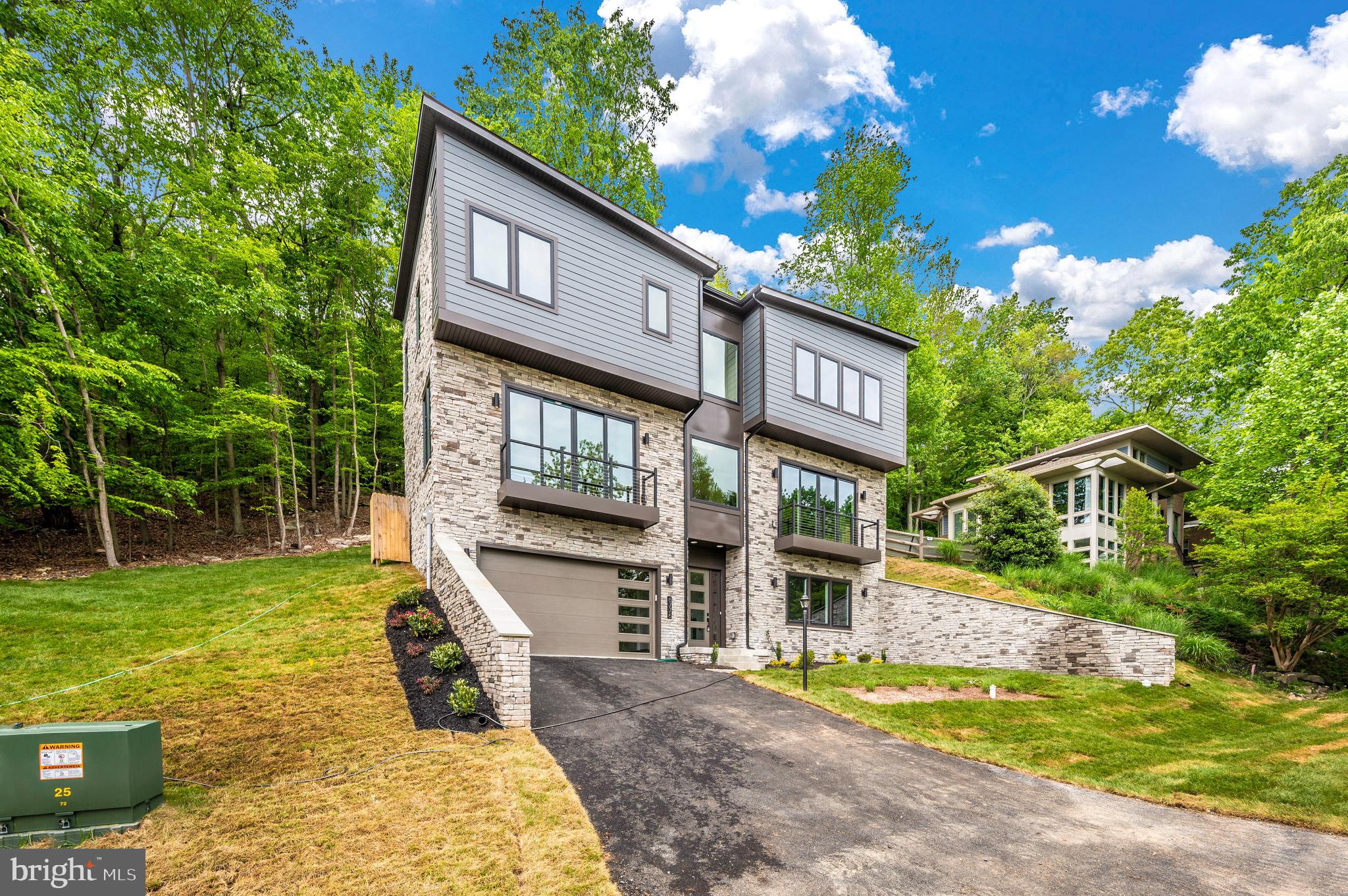 ASPEN LAKE LINGANORE - Residential