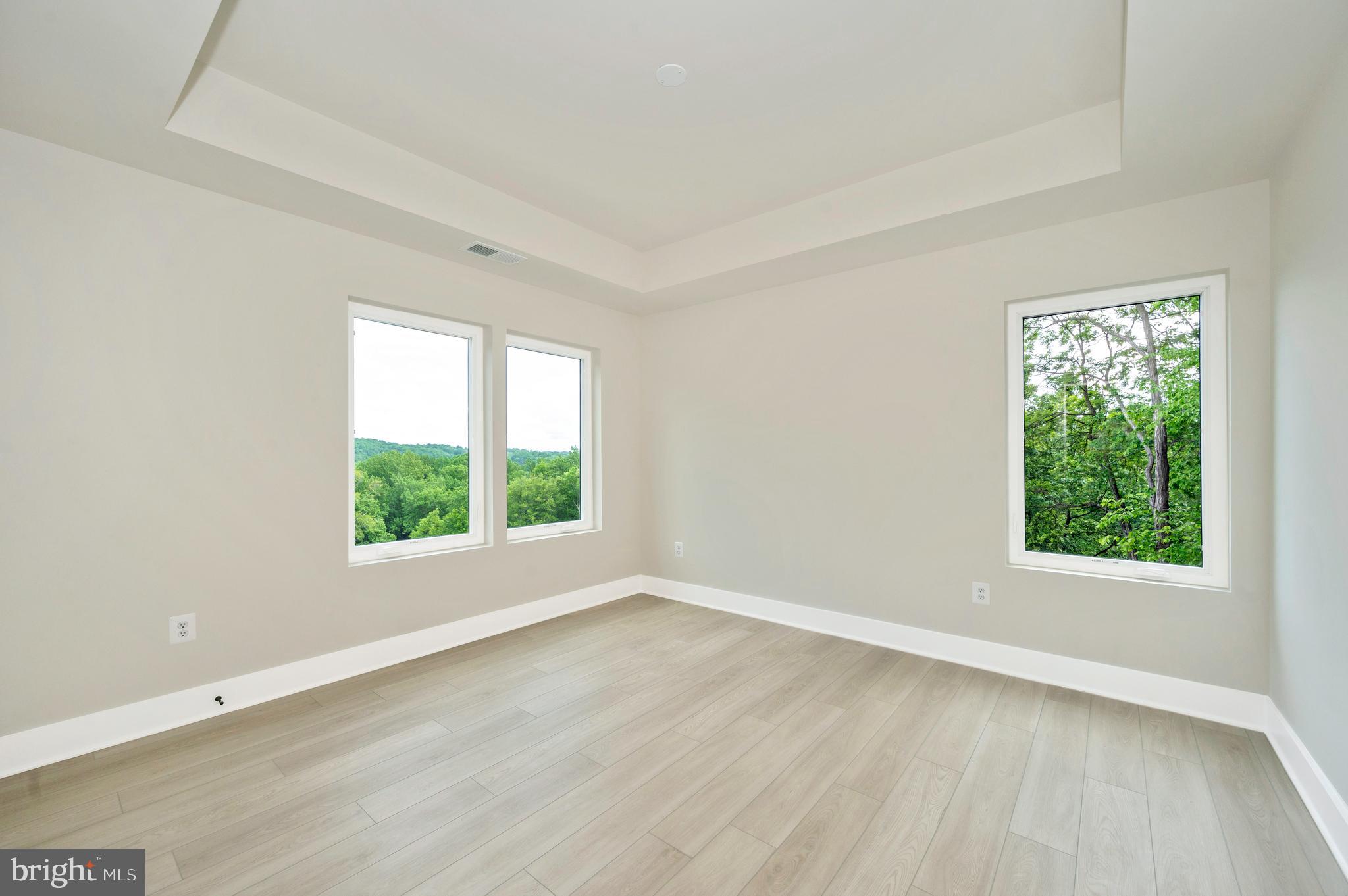 ASPEN LAKE LINGANORE - Residential