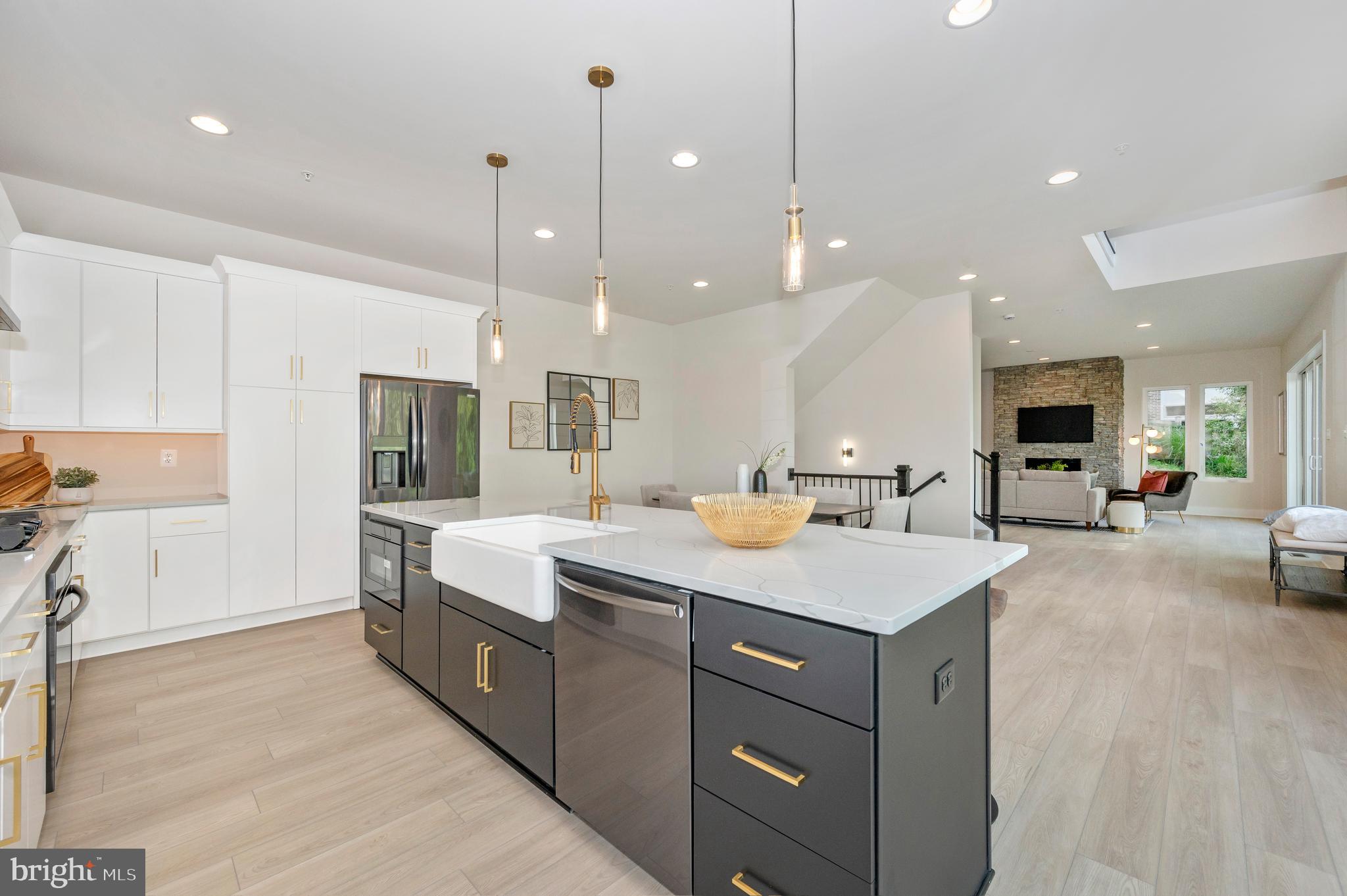 ASPEN LAKE LINGANORE - Residential