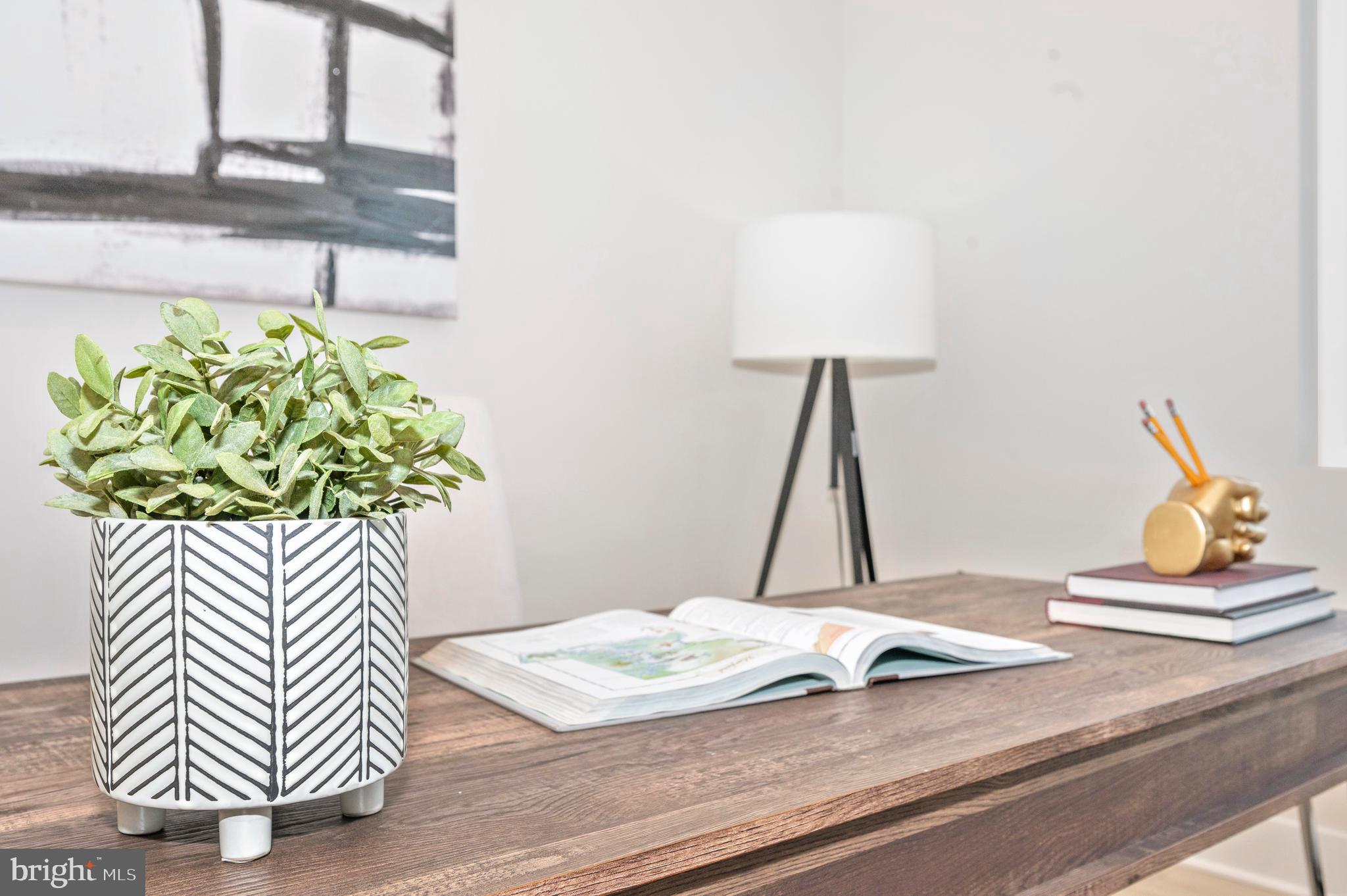 ASPEN LAKE LINGANORE - Residential