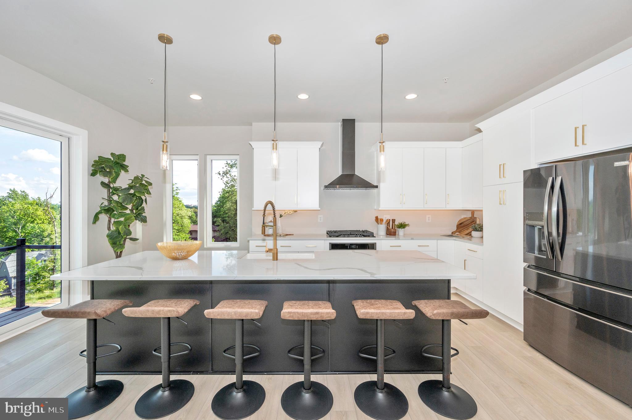 ASPEN LAKE LINGANORE - Residential