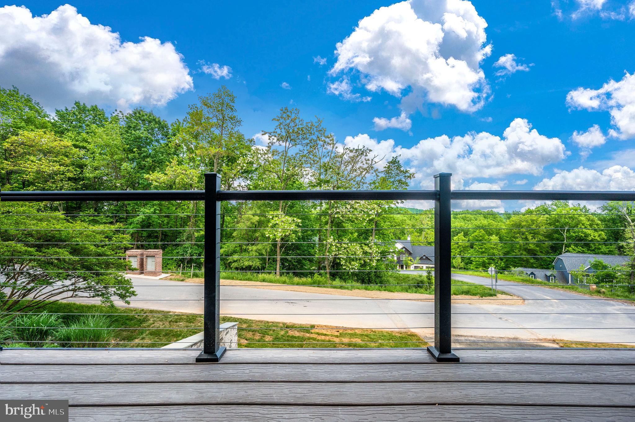 ASPEN LAKE LINGANORE - Residential