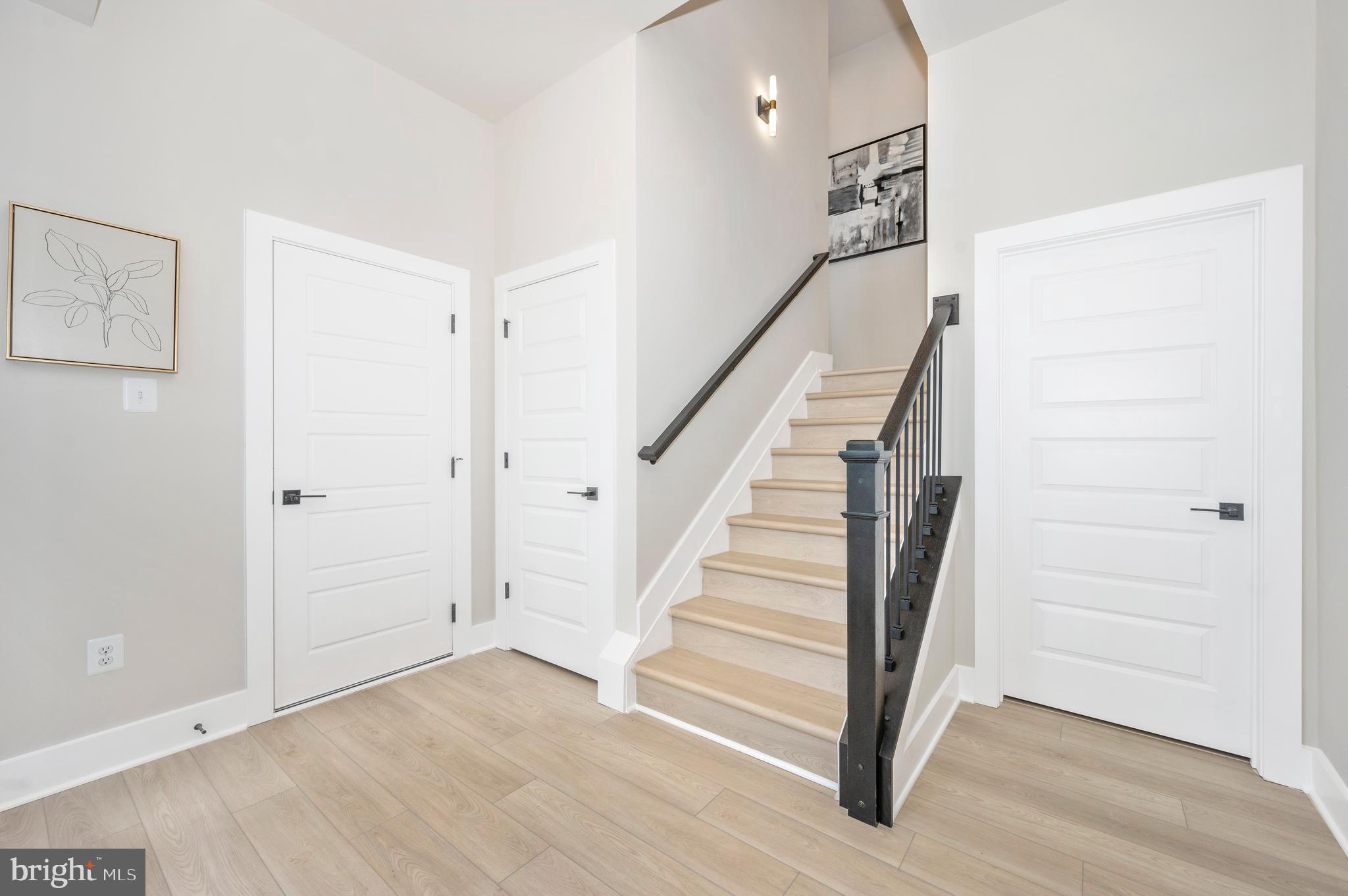 ASPEN LAKE LINGANORE - Residential