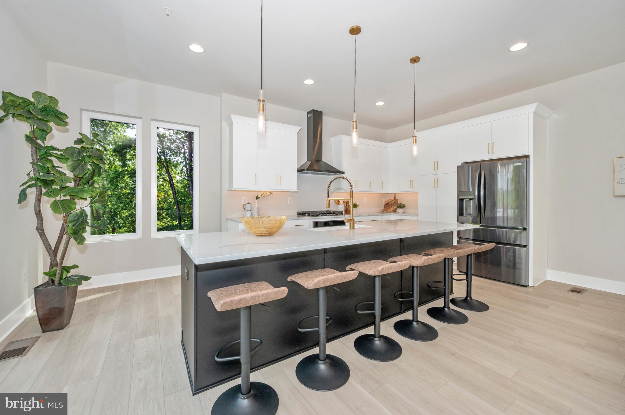 ASPEN LAKE LINGANORE - Residential