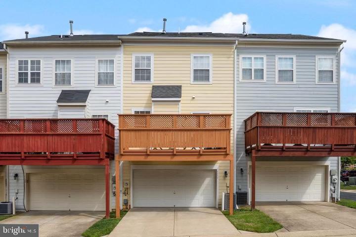 IDLEWILD - Residential Lease