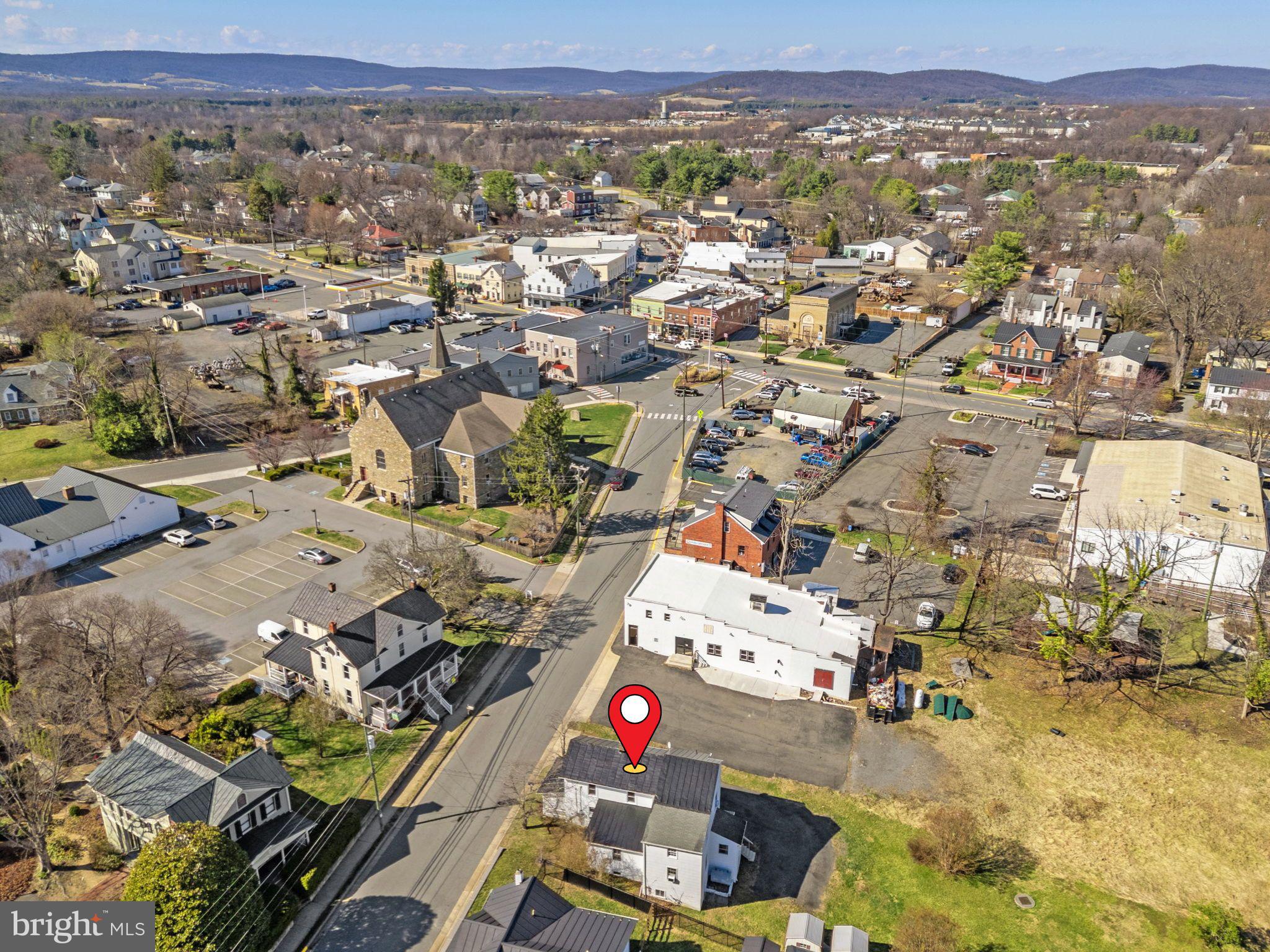 TOWN OF PURCELLVILLE - Residential