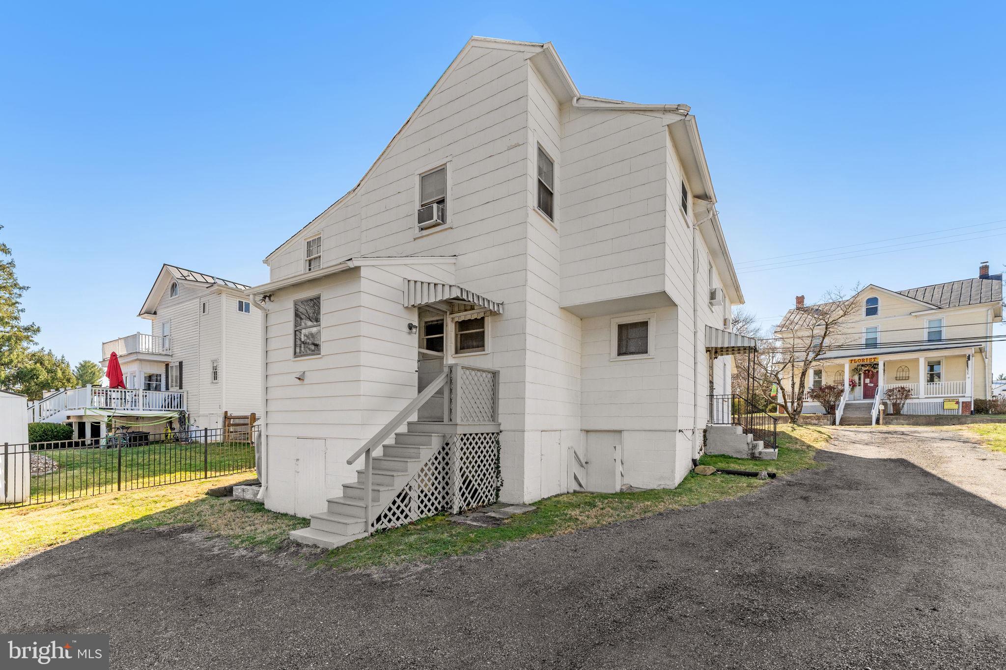 TOWN OF PURCELLVILLE - Residential