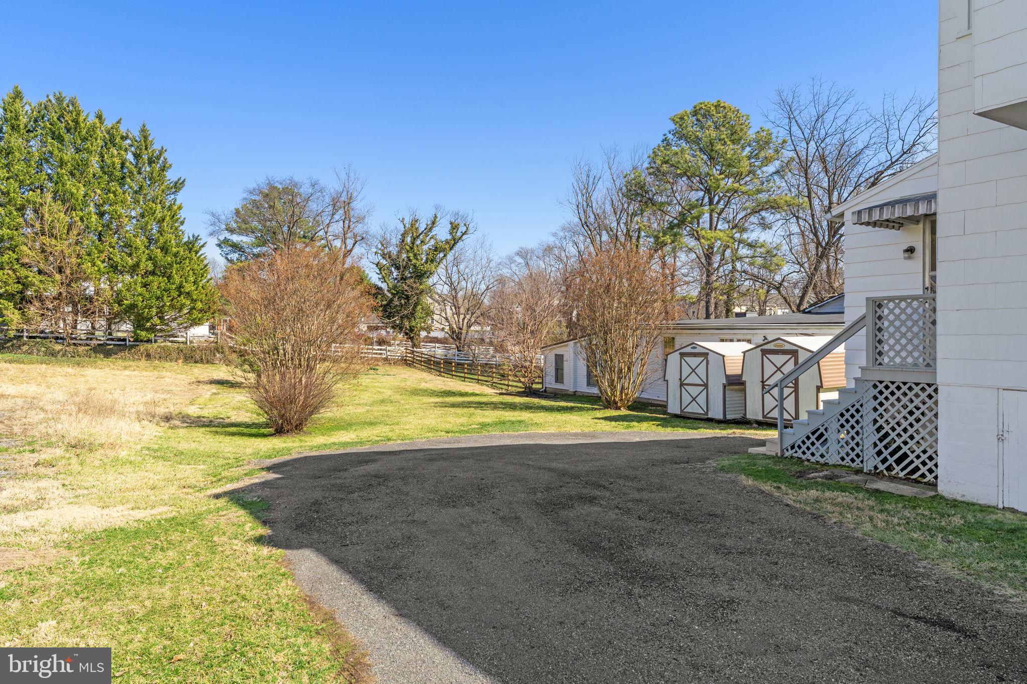 TOWN OF PURCELLVILLE - Residential