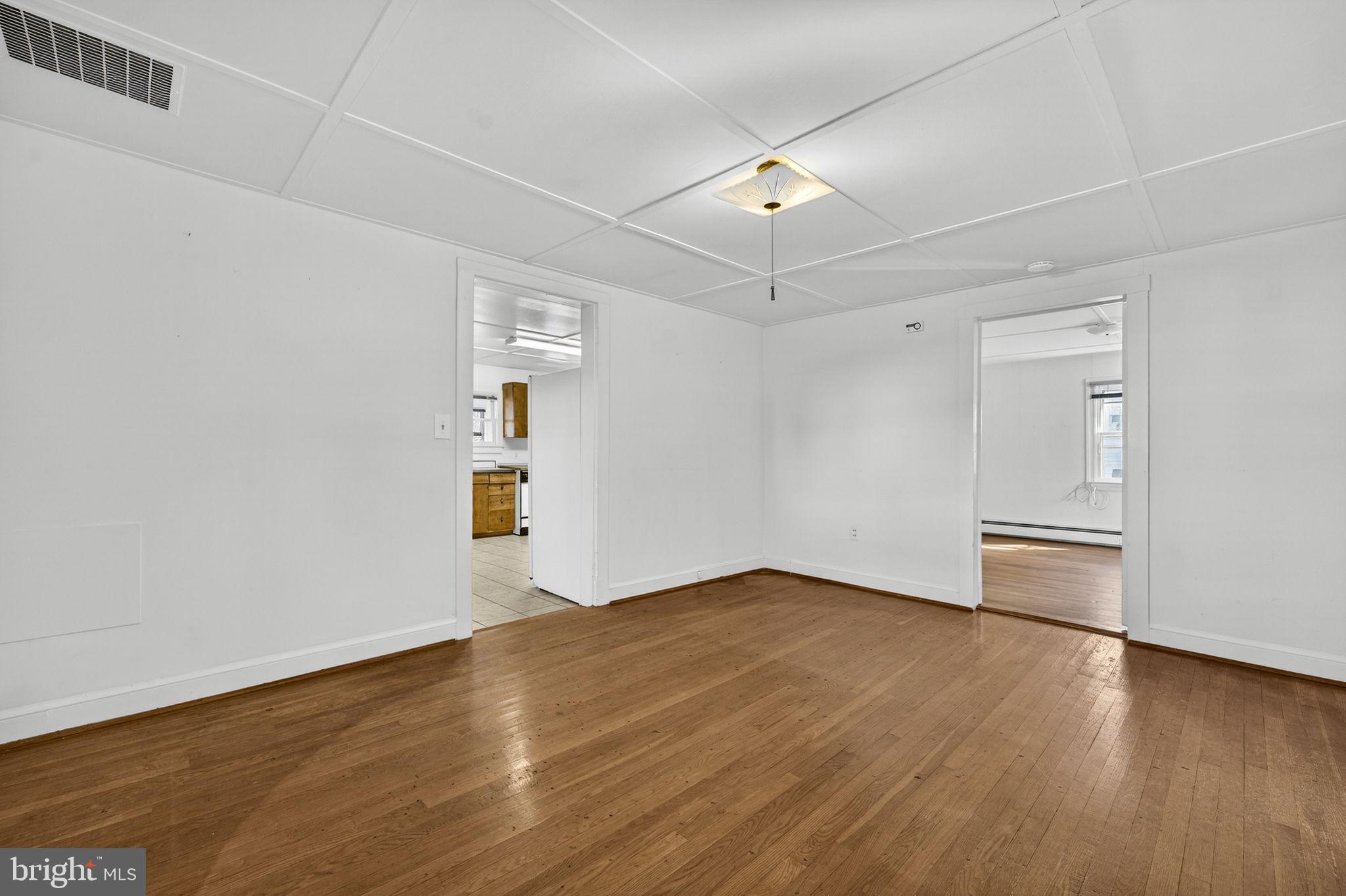 TOWN OF PURCELLVILLE - Residential