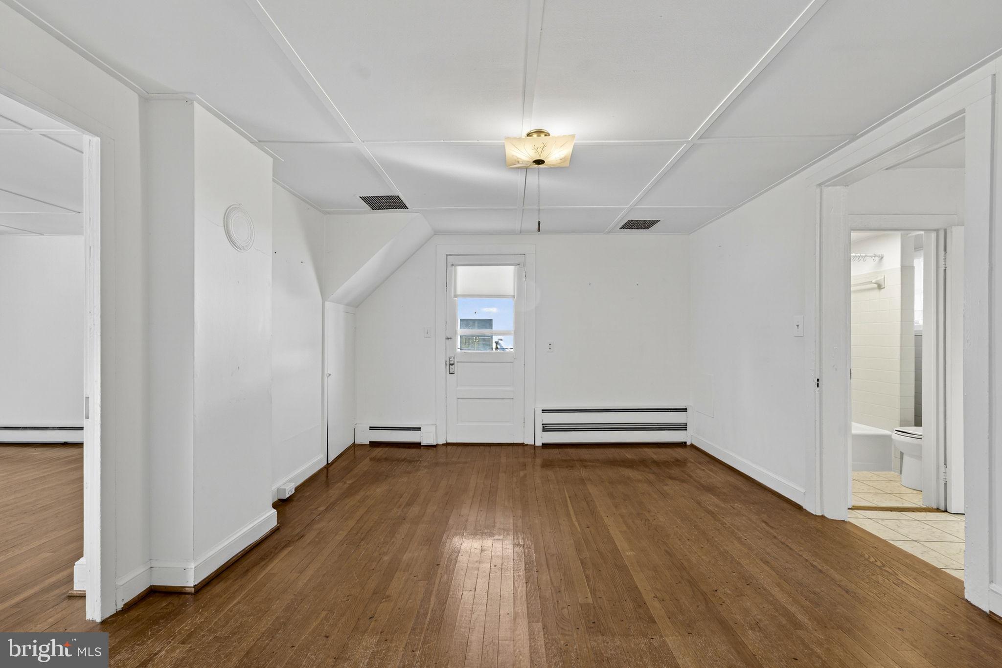 TOWN OF PURCELLVILLE - Residential