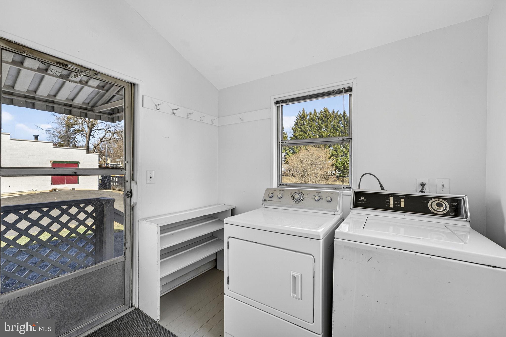 TOWN OF PURCELLVILLE - Residential