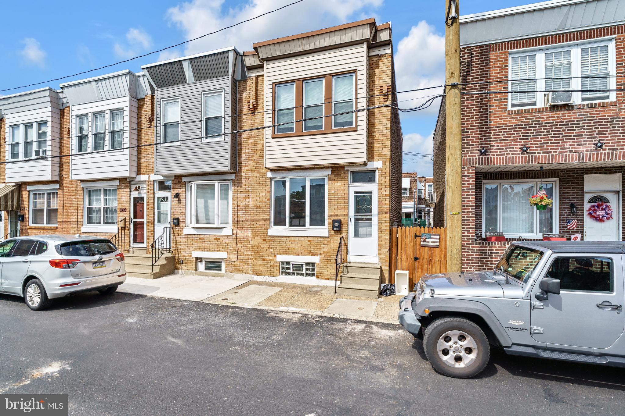 PORT RICHMOND - Residential Lease
