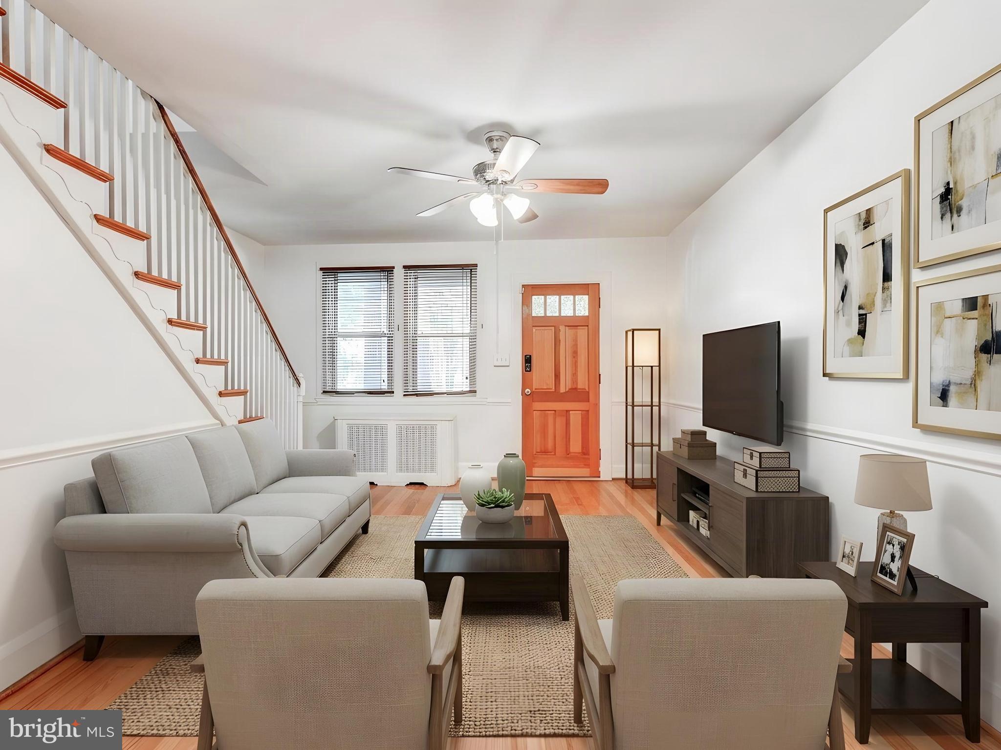 819 W 33RD STREET