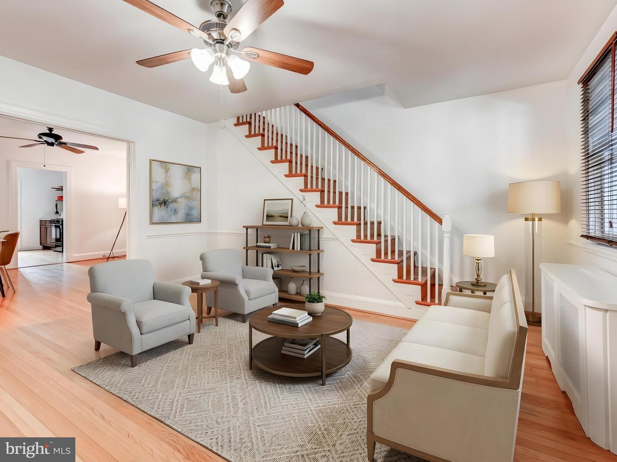 819 W 33RD STREET