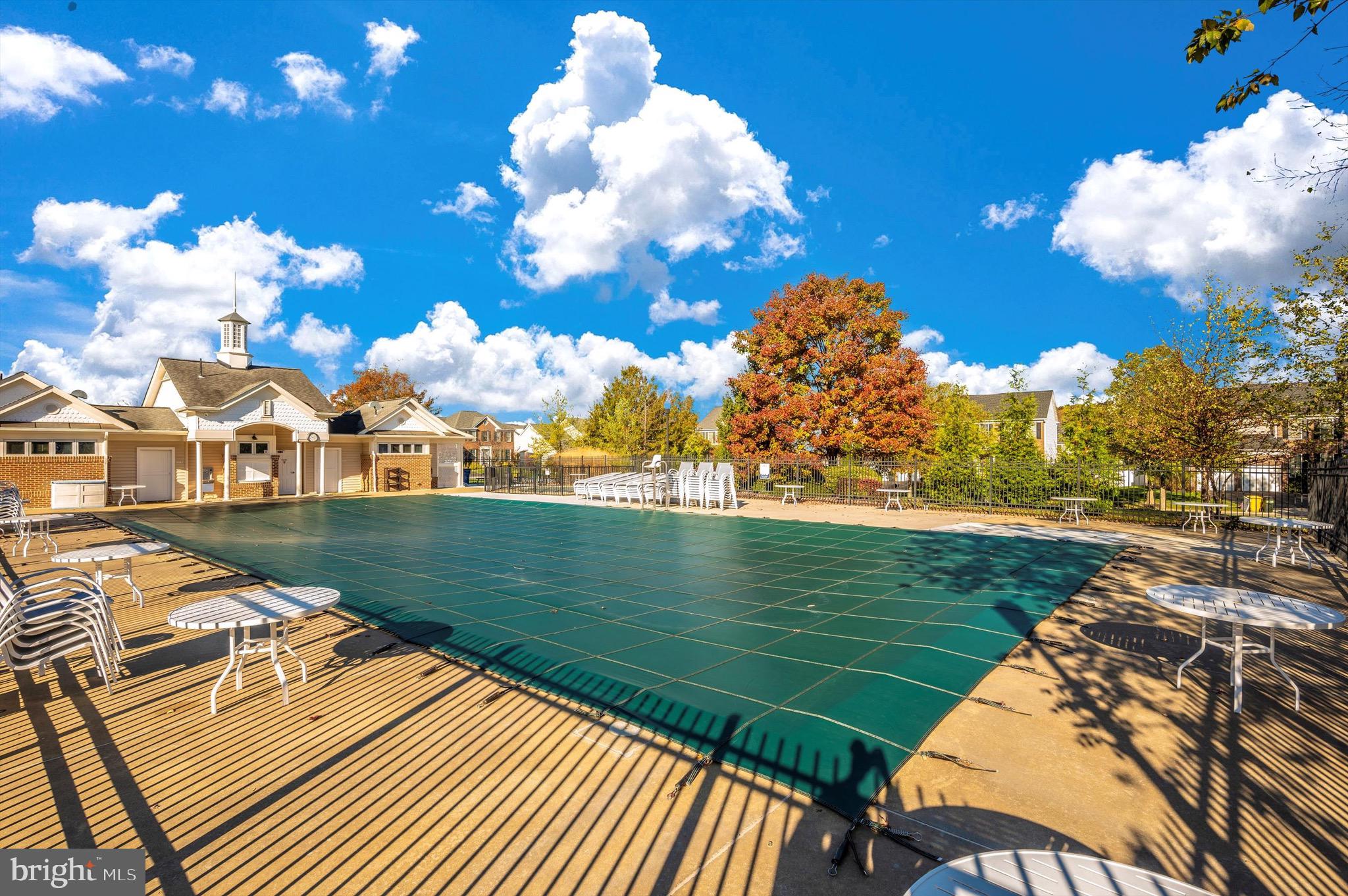 CHAPEL GROVE - Residential