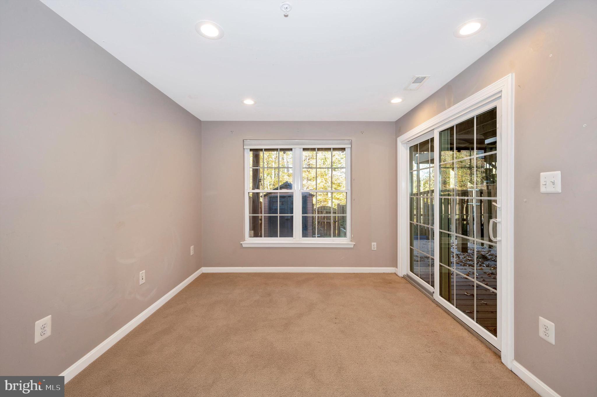 CHAPEL GROVE - Residential