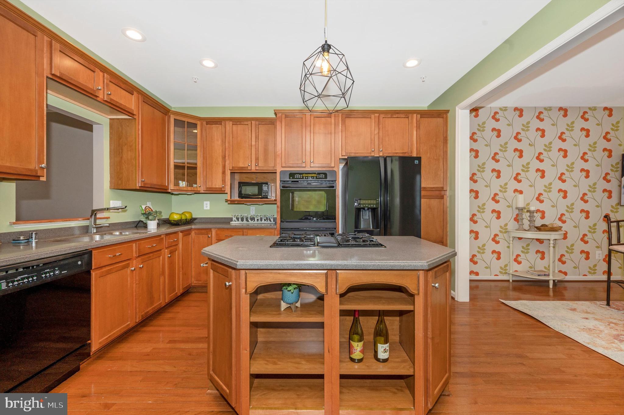 CHAPEL GROVE - Residential