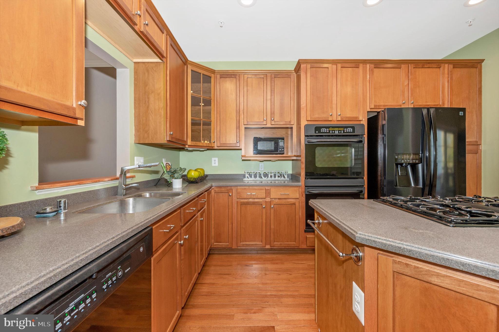 CHAPEL GROVE - Residential