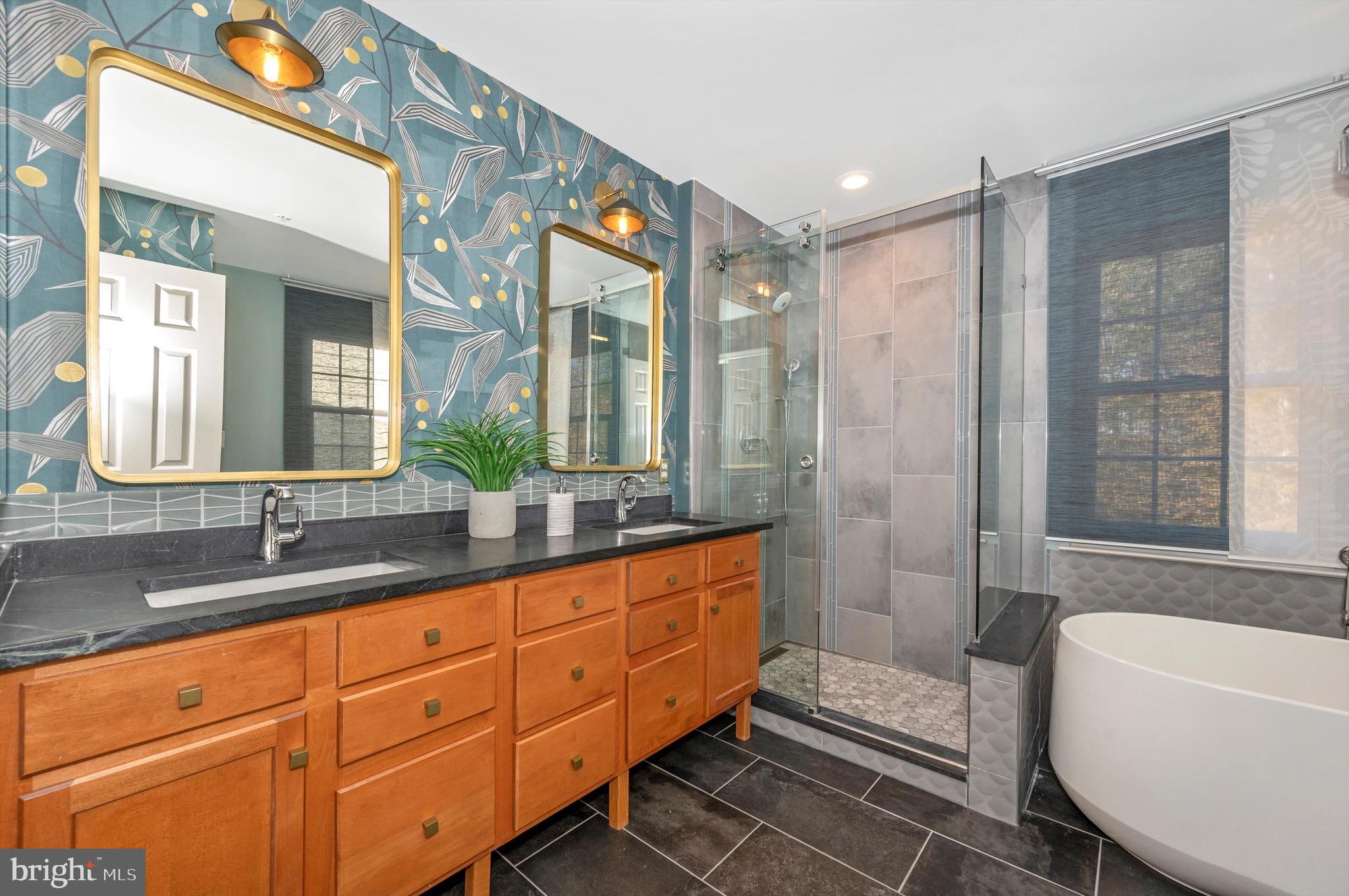 CHAPEL GROVE - Residential