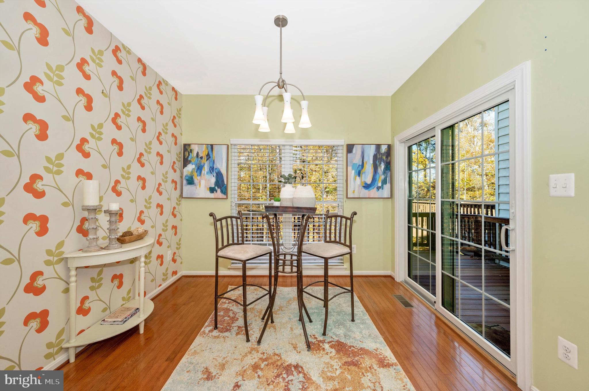 CHAPEL GROVE - Residential