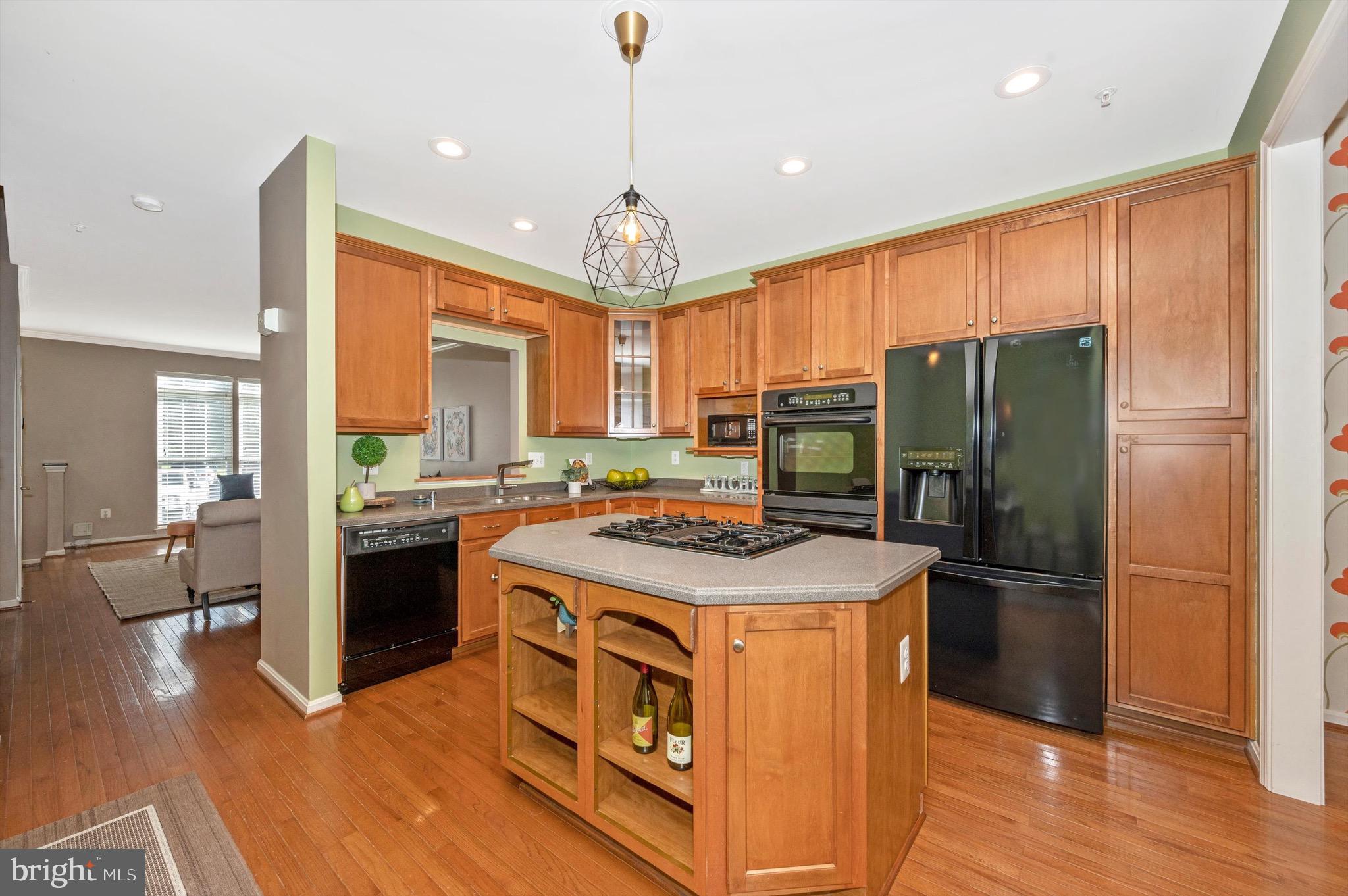 CHAPEL GROVE - Residential