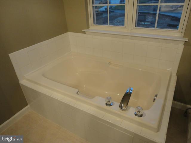 ASPEN WOODS - Residential