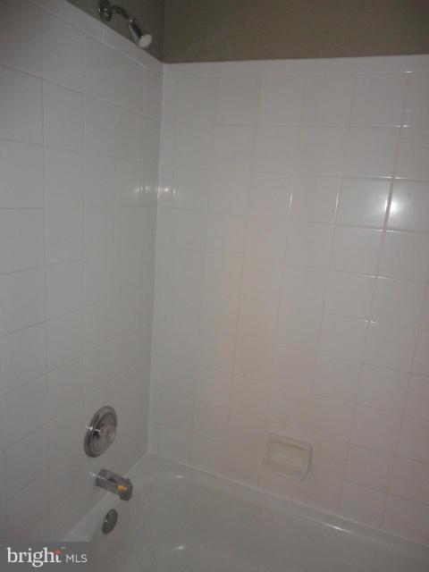 ASPEN WOODS - Residential