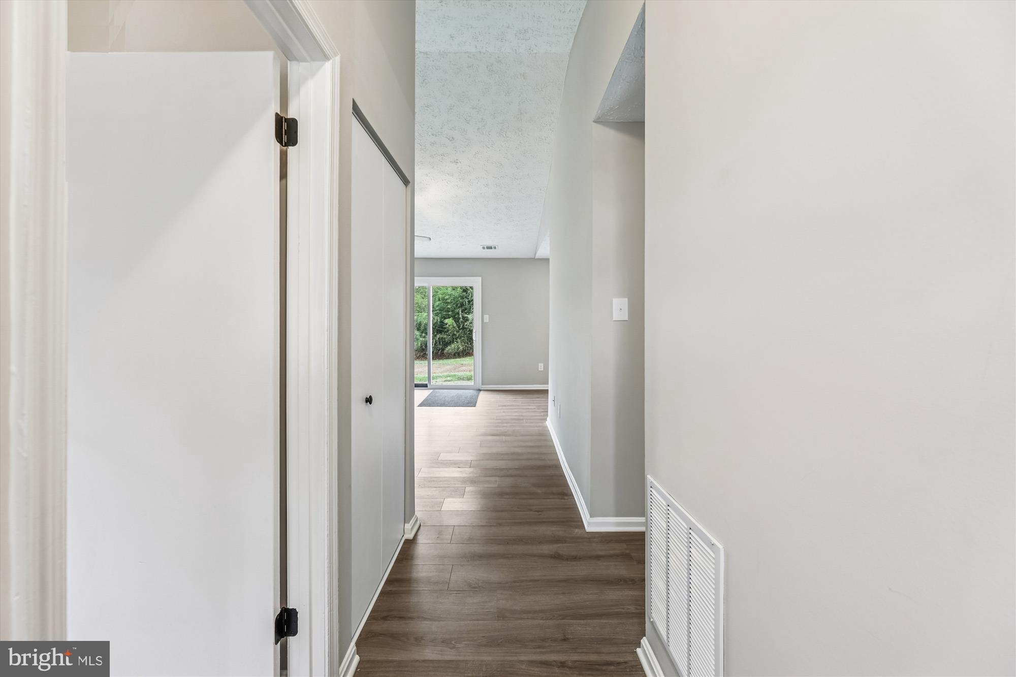 2293 VINE HILL COURT