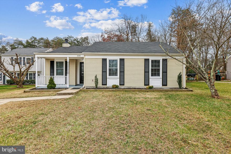 Beautiful 3 Bedroom, 1.5 Bathroom home in Wakefield Subdivision! This charming ranch-style home is situated on a peaceful cul-de-sac. It features all-new windows, stainless steel appliances, quartz countertops, and cabinets. Enjoy a fantastic open layout with soaring cathedral ceilings. A must see!!!
