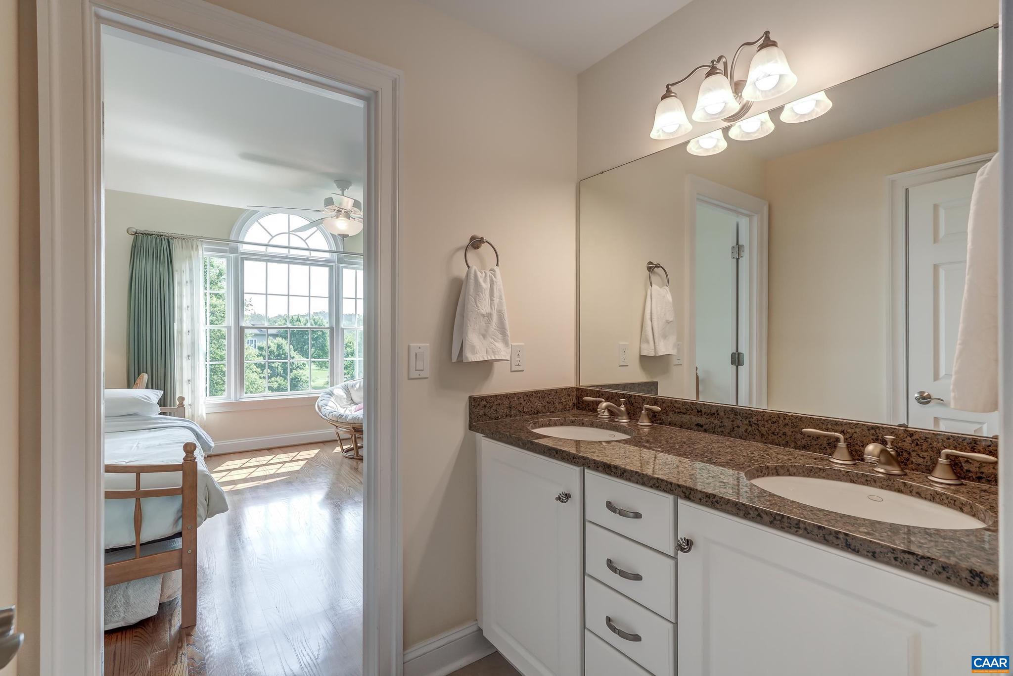 FOXCHASE - Residential