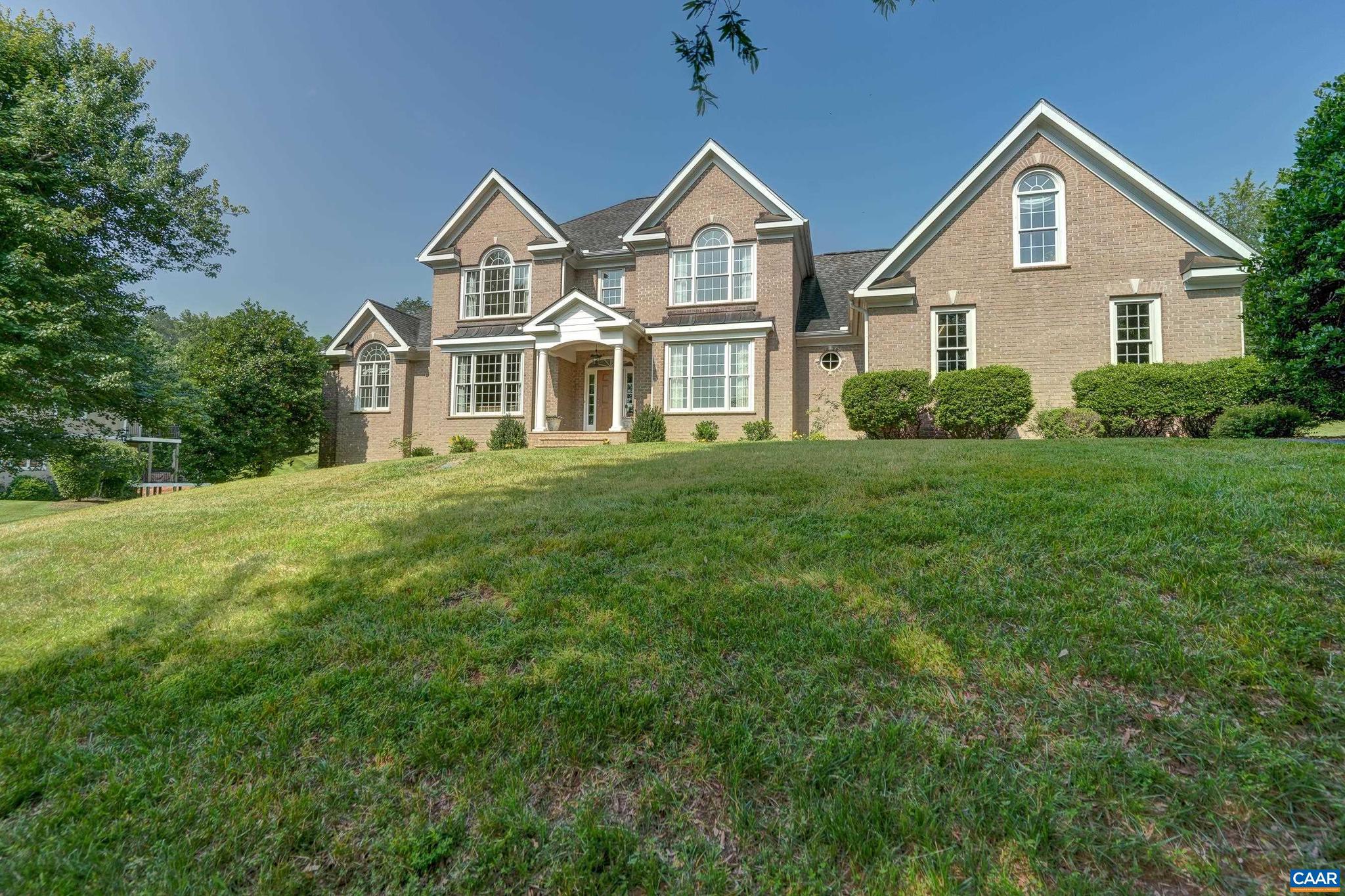 FOXCHASE - Residential