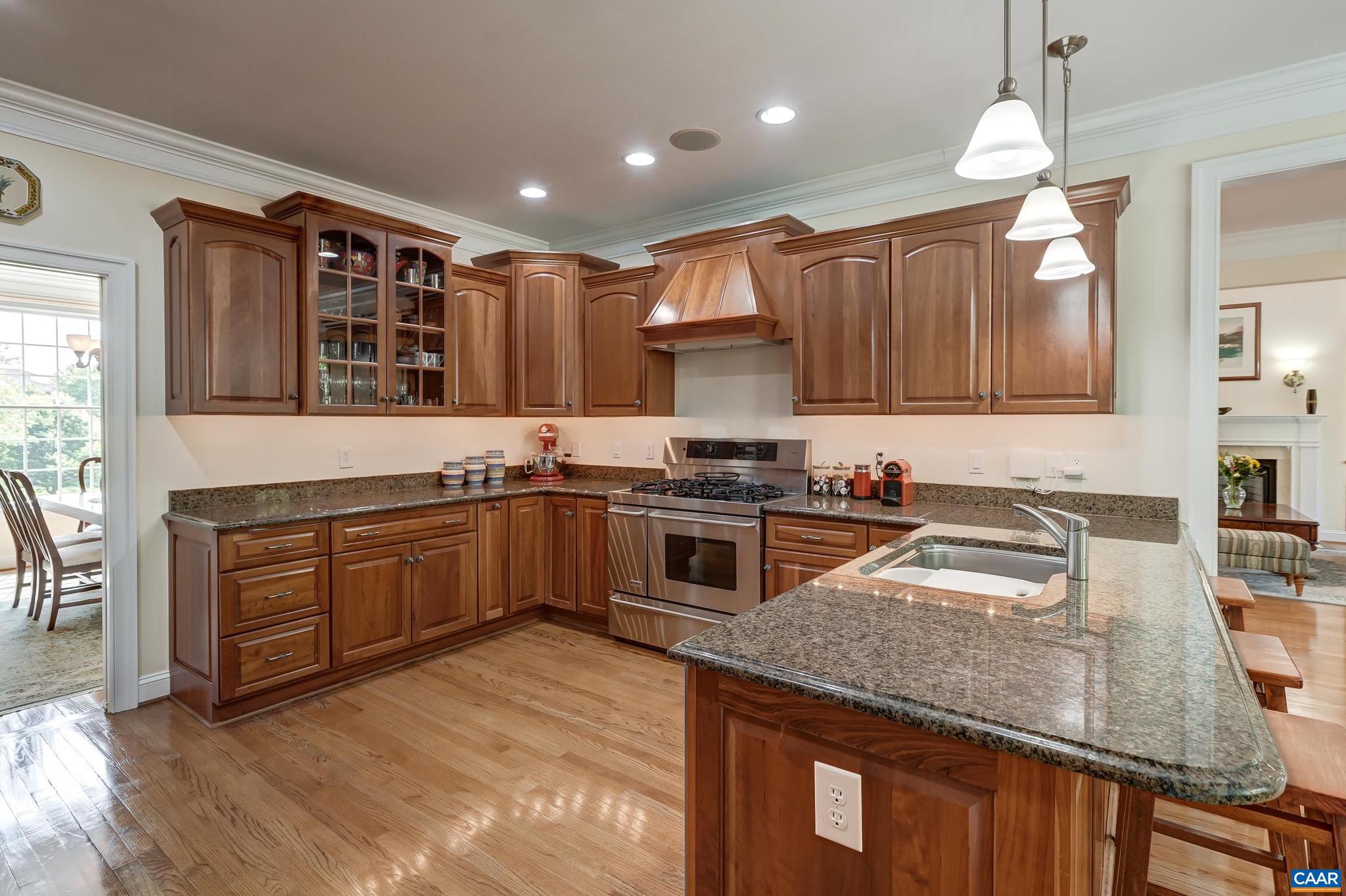 FOXCHASE - Residential