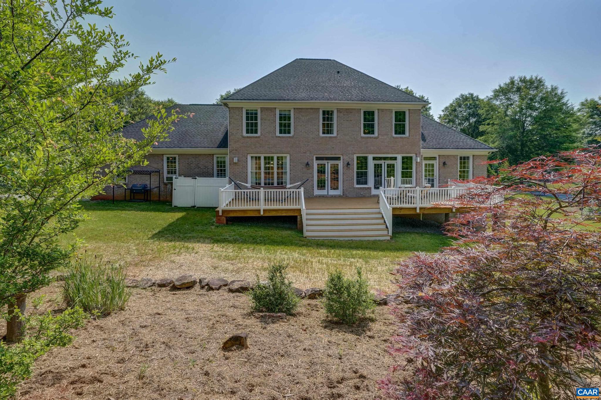 FOXCHASE - Residential