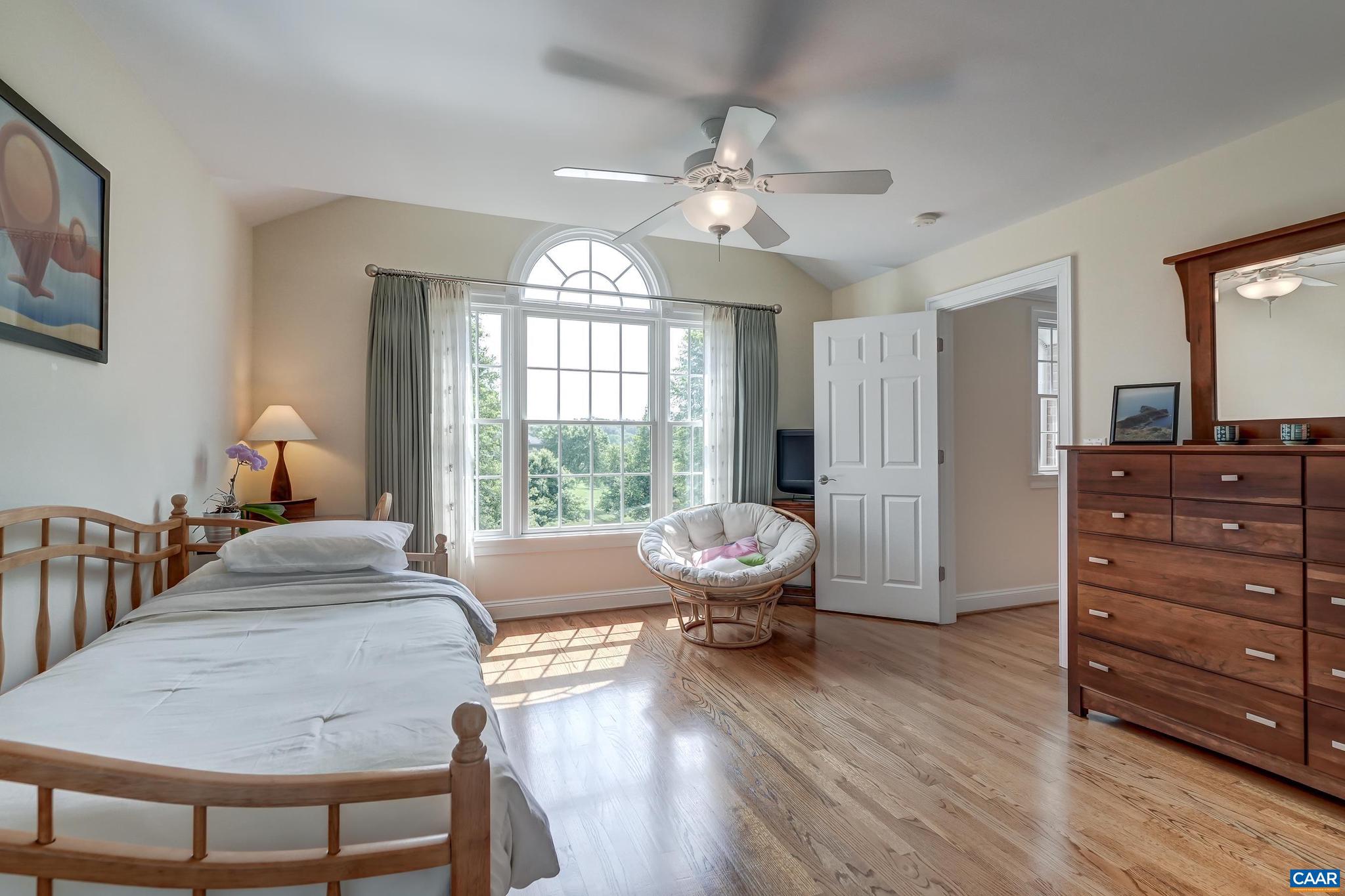 FOXCHASE - Residential